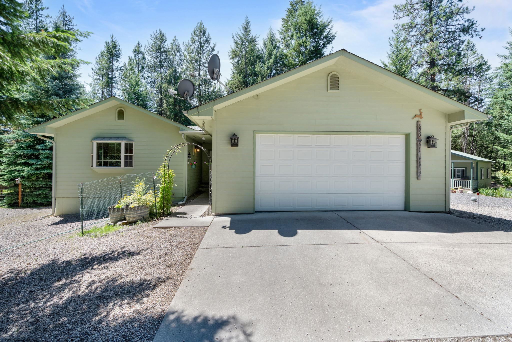 3853 White Pine Rd - Photo 1