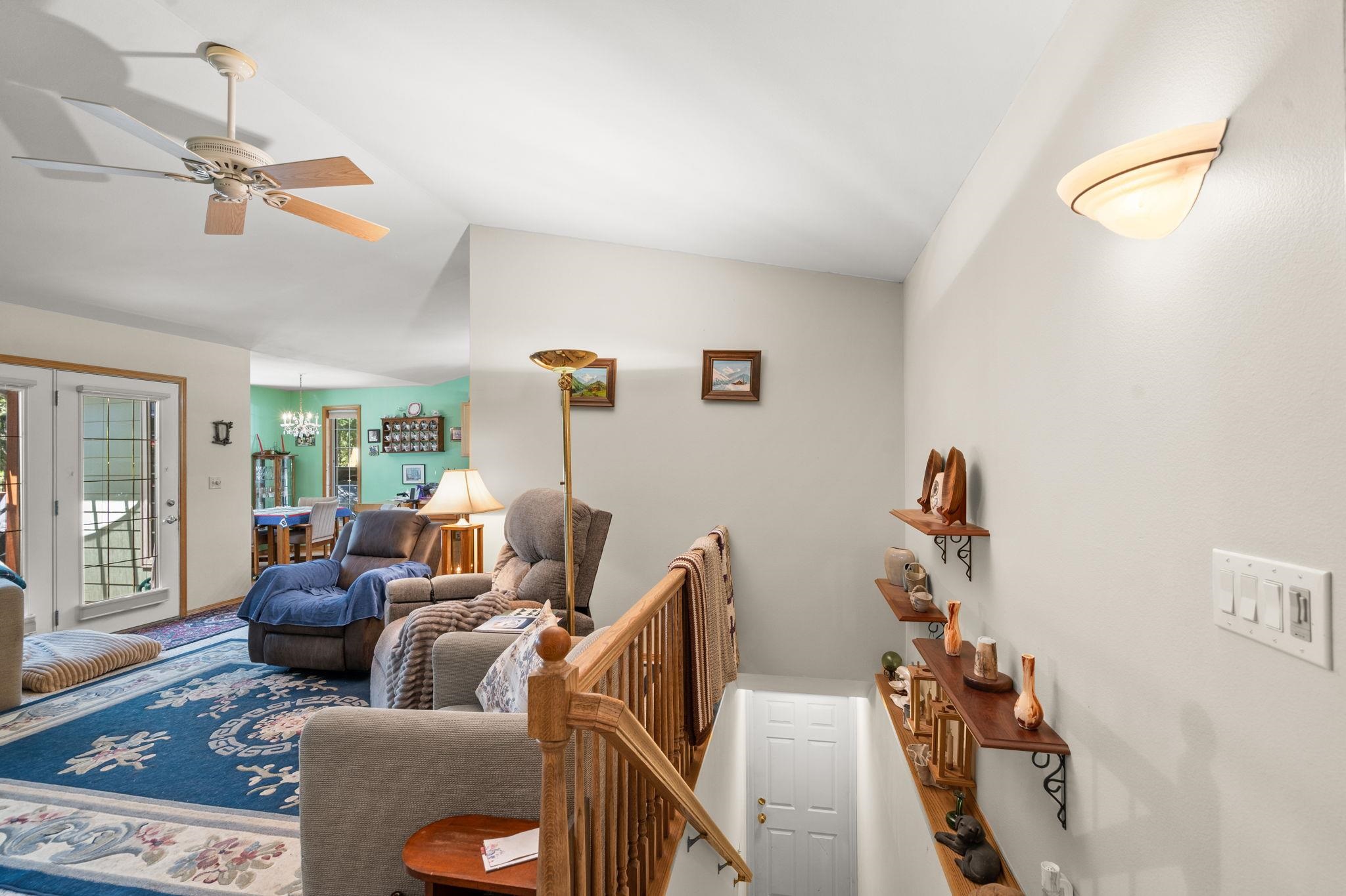 3853 White Pine Rd - Photo 19
