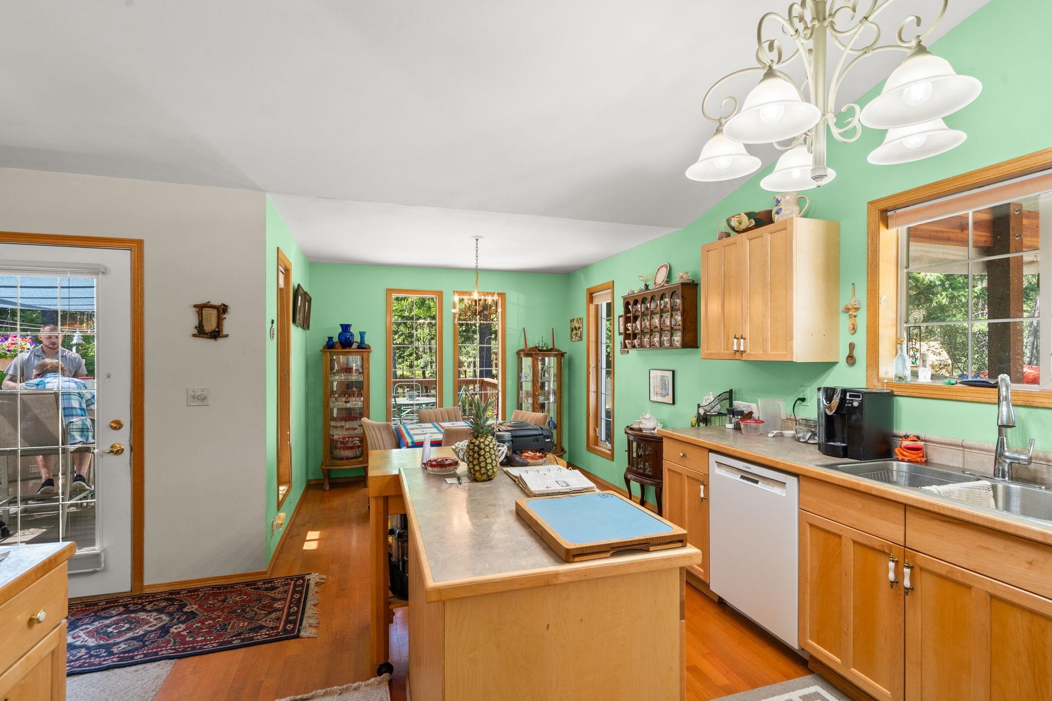 3853 White Pine Rd - Photo 24