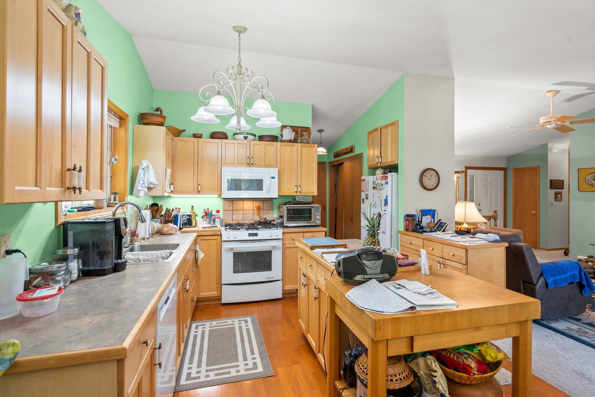 3853 White Pine Rd - Photo 25