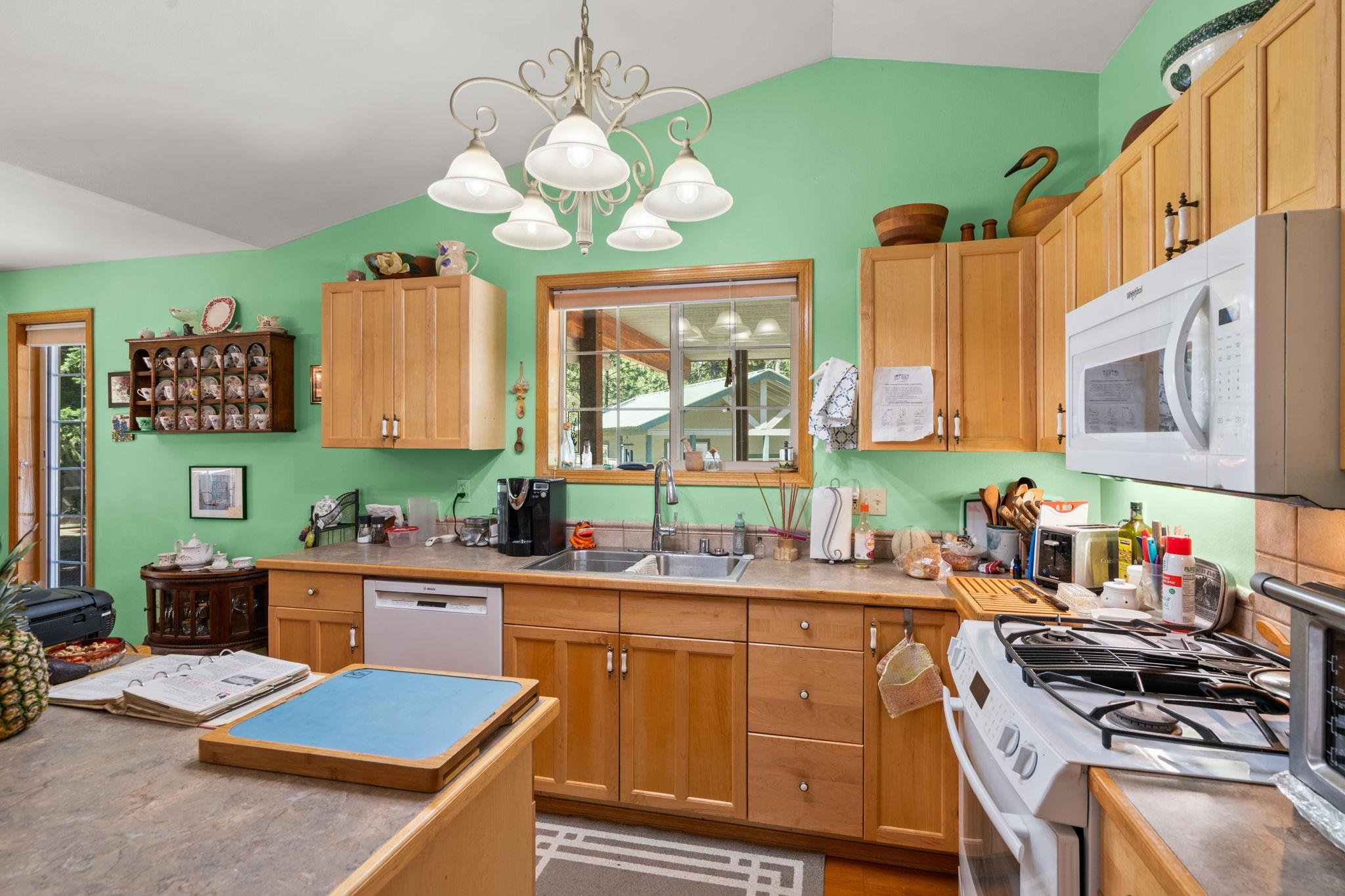 3853 White Pine Rd - Photo 27