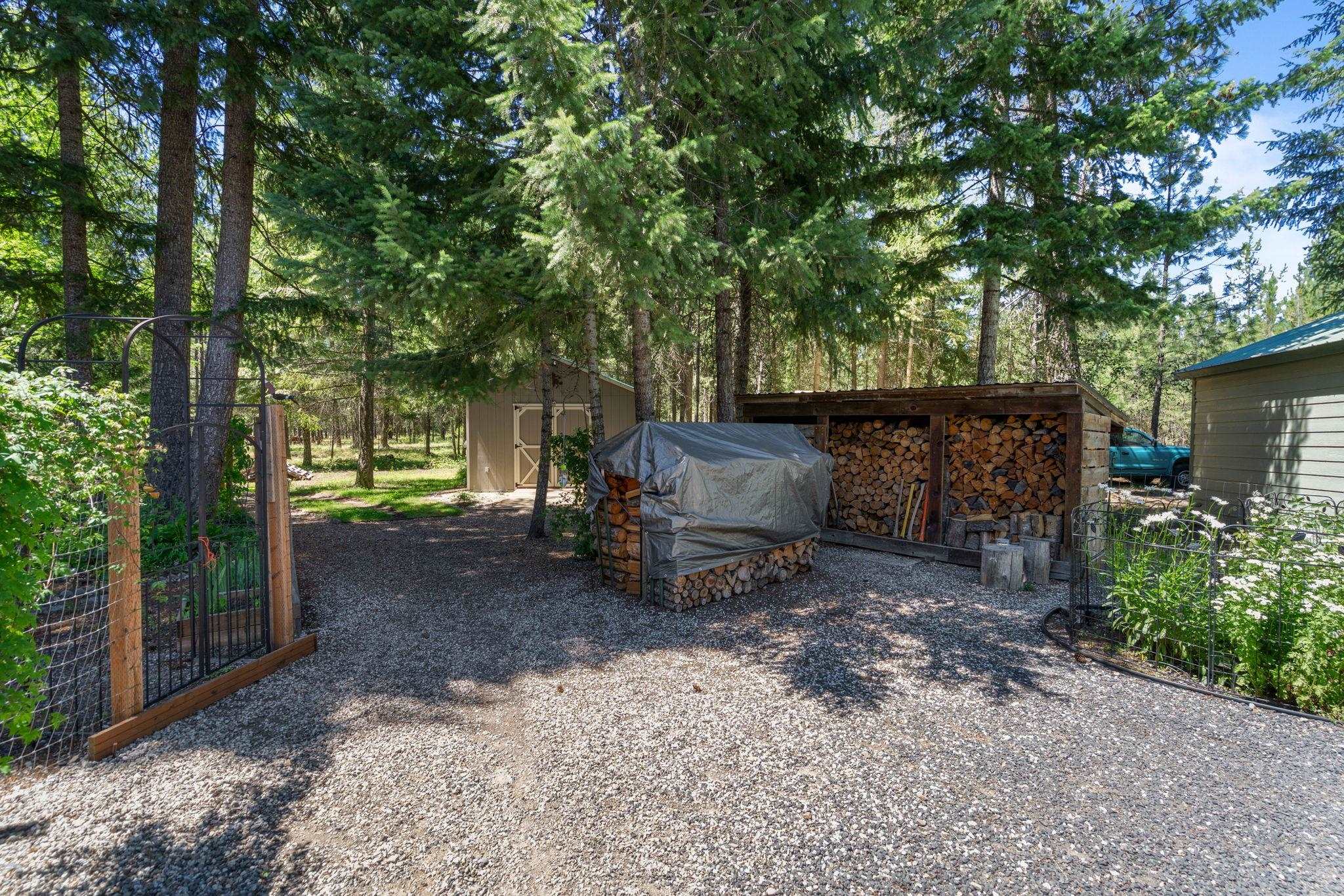 3853 White Pine Rd - Photo 40