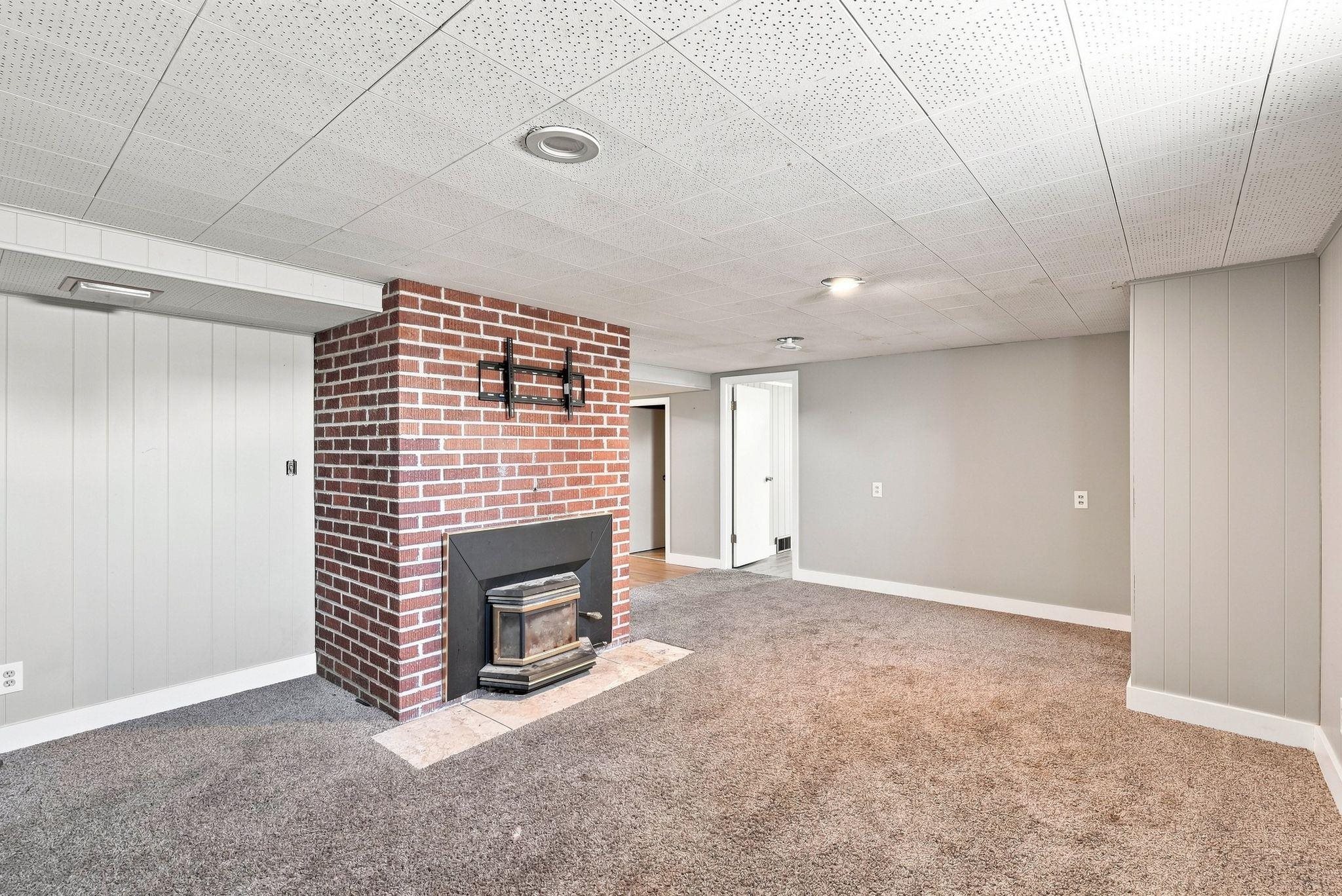 8921 E Broadway Ave - Photo 20