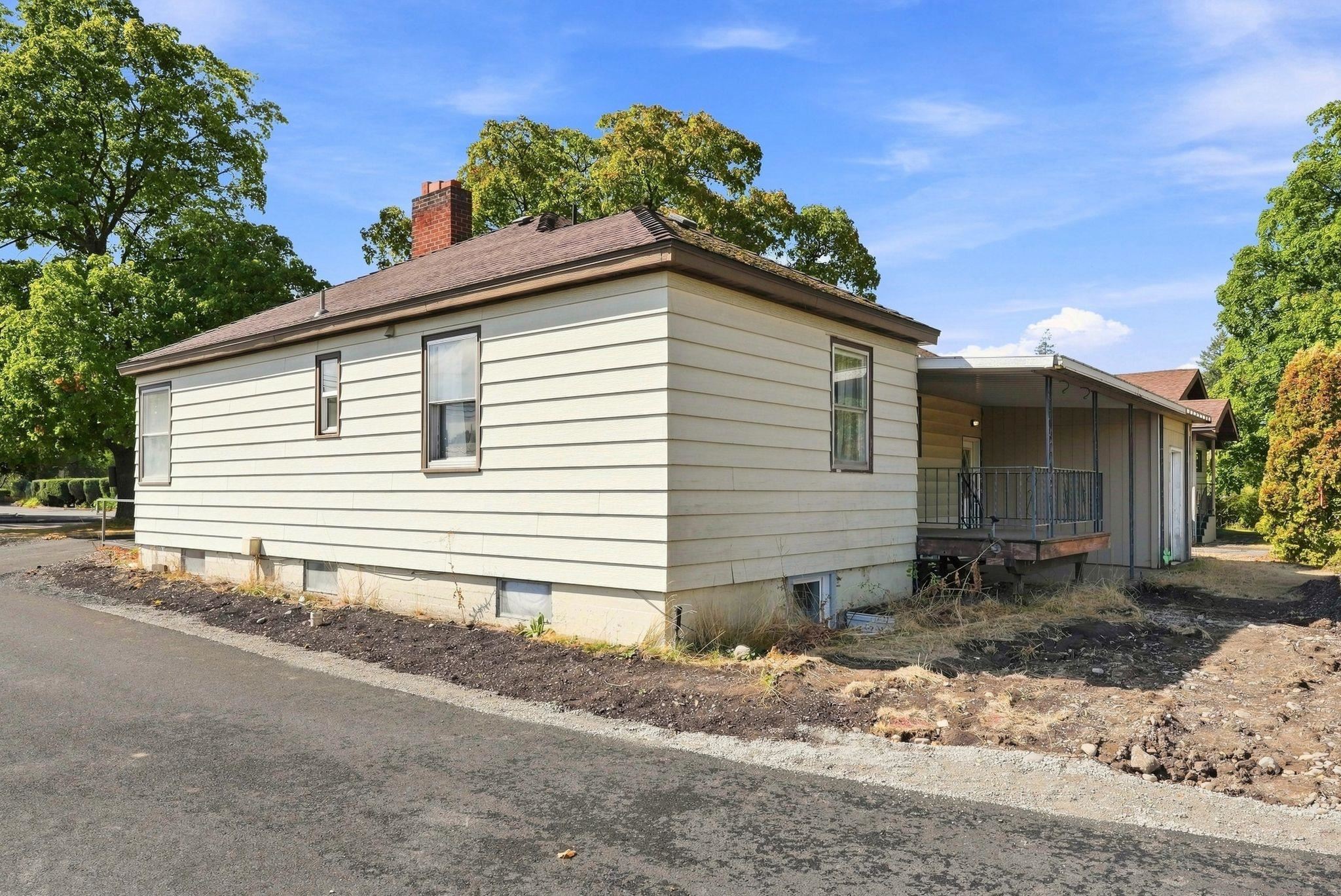 8921 E Broadway Ave - Photo 36