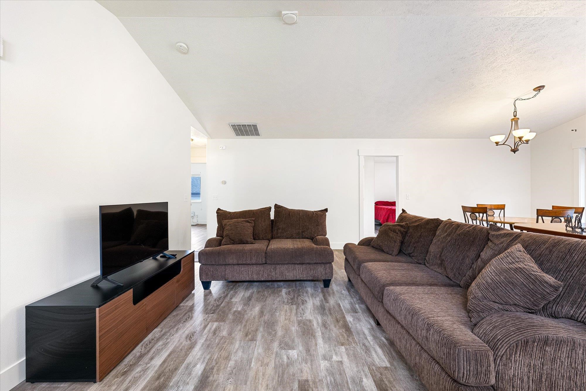 4624 E 14th Ave - Photo 9