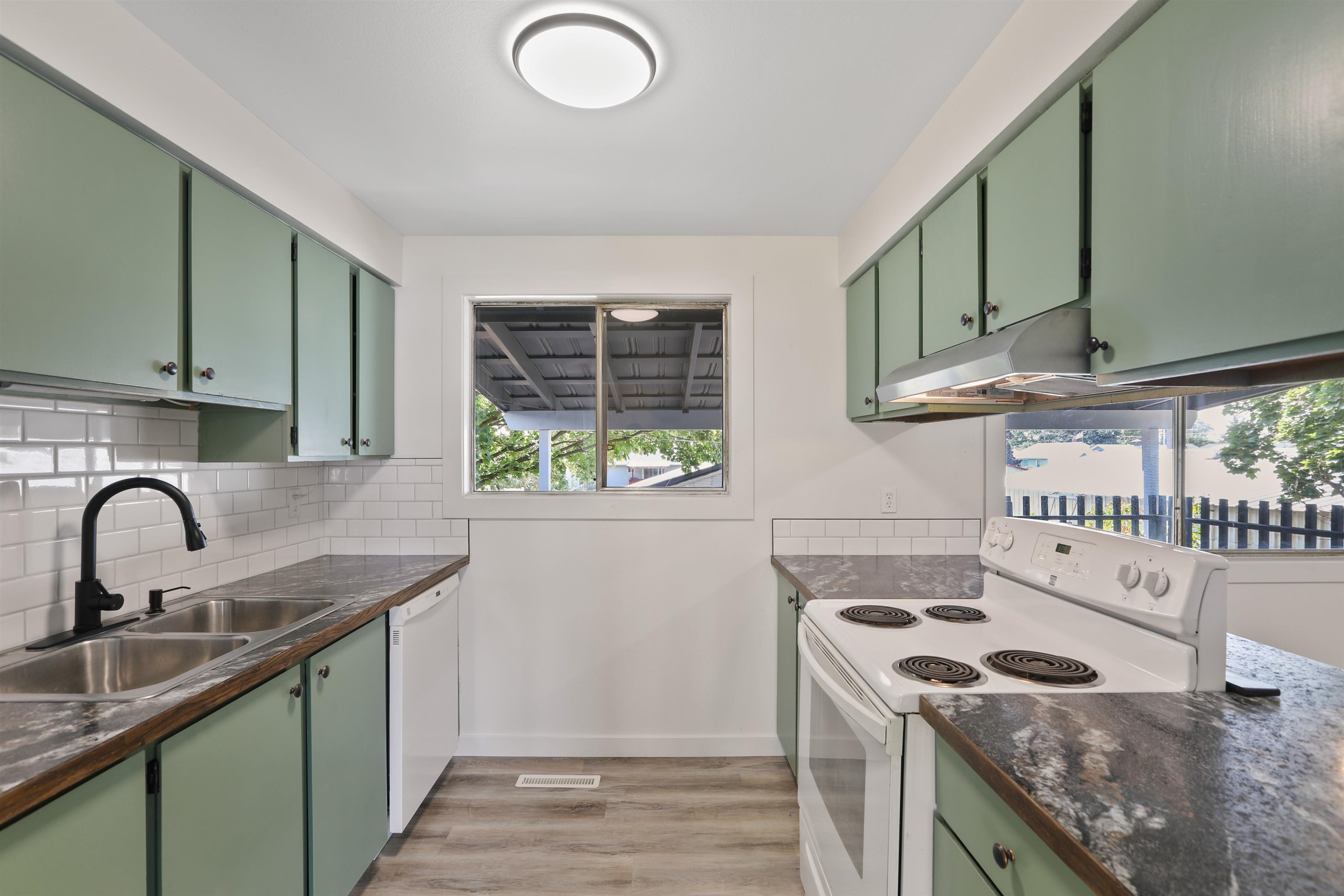 2908 E Cleveland Ave - Photo 11