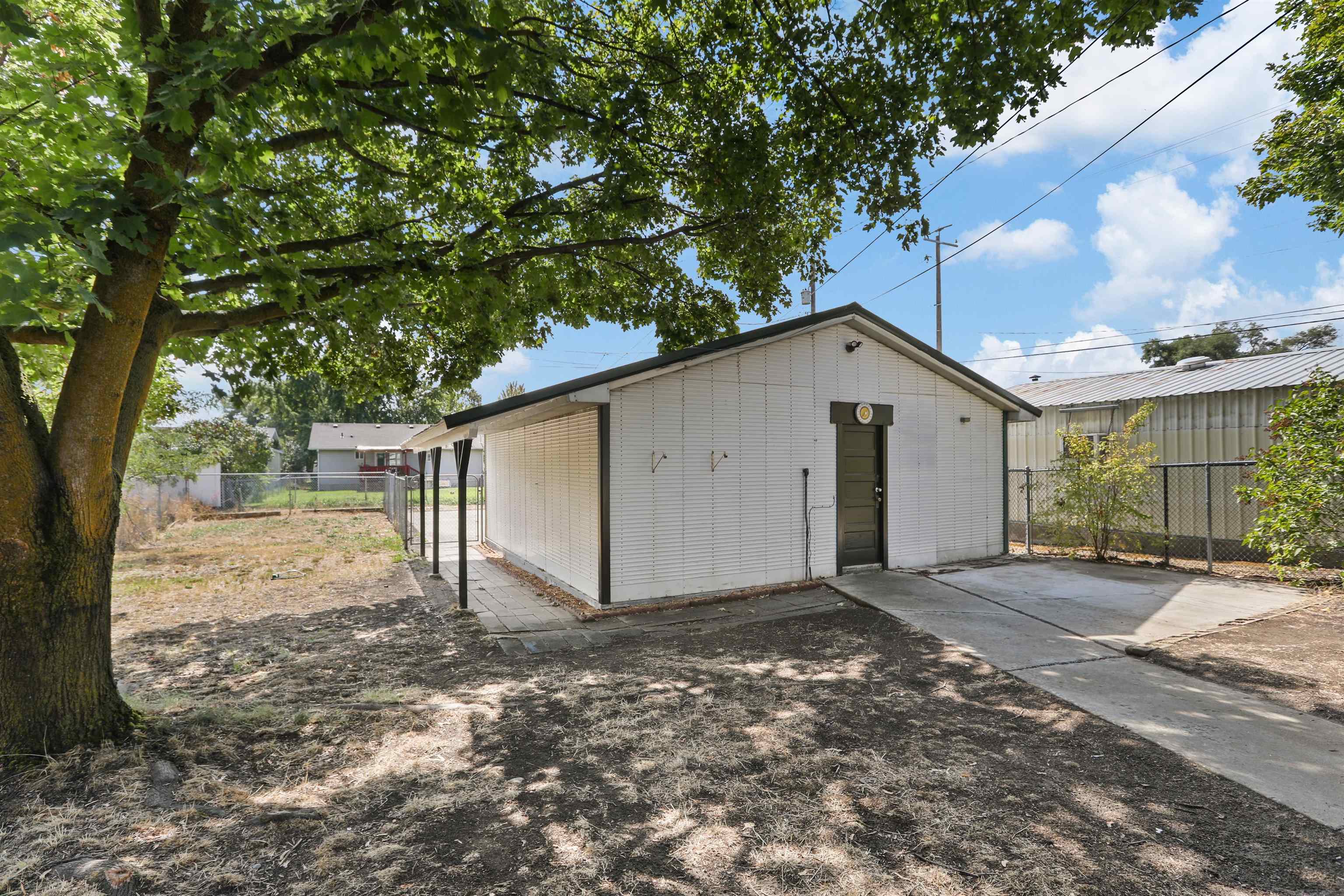 2908 E Cleveland Ave - Photo 22