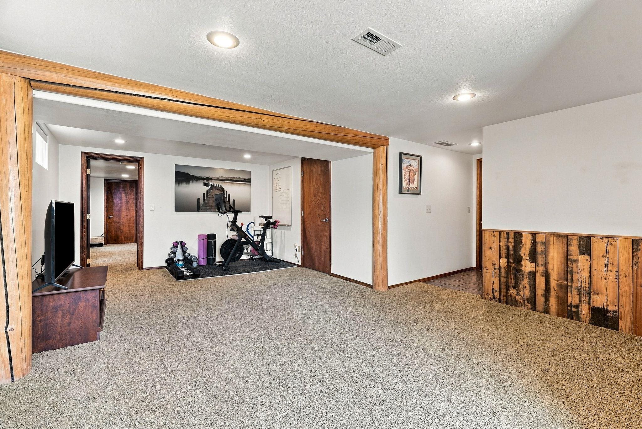 11007 E Rockwell Ave - Photo 20