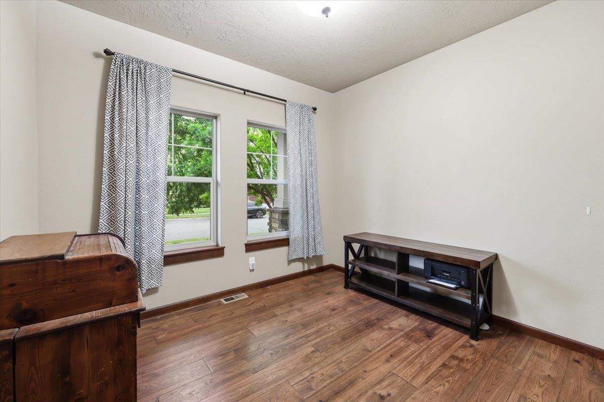17710 E Daystar Rd - Photo 16