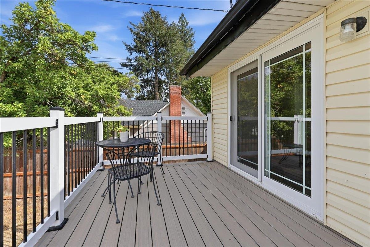 723 E 38th Ave - Photo 23