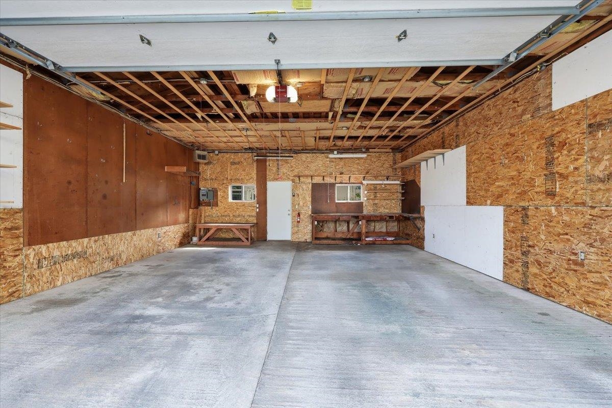 723 E 38th Ave - Photo 30