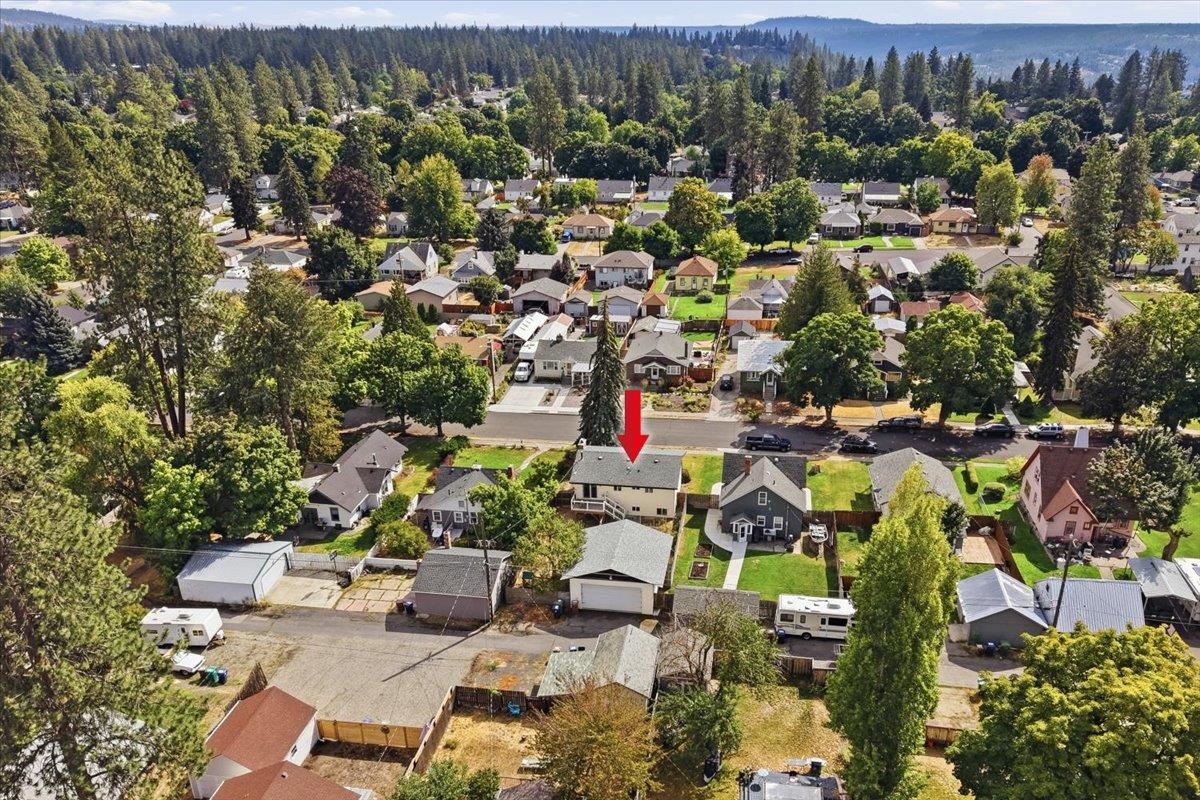 723 E 38th Ave - Photo 33