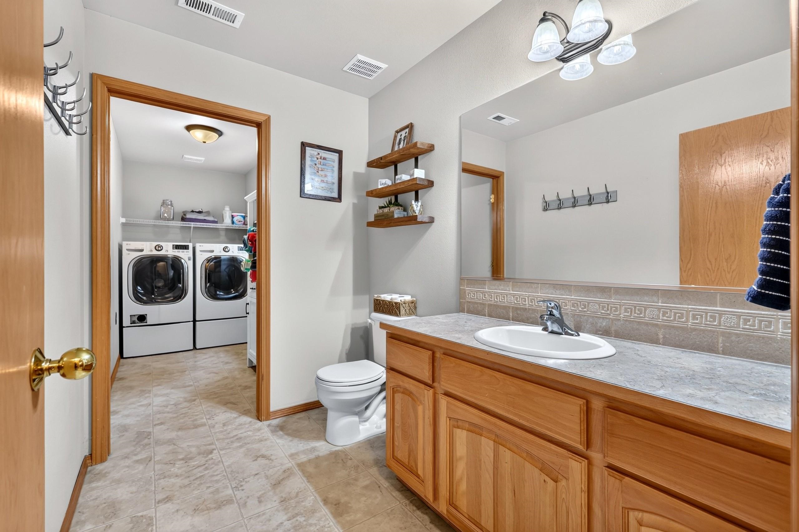 13108 E 36TH Ave - Photo 22