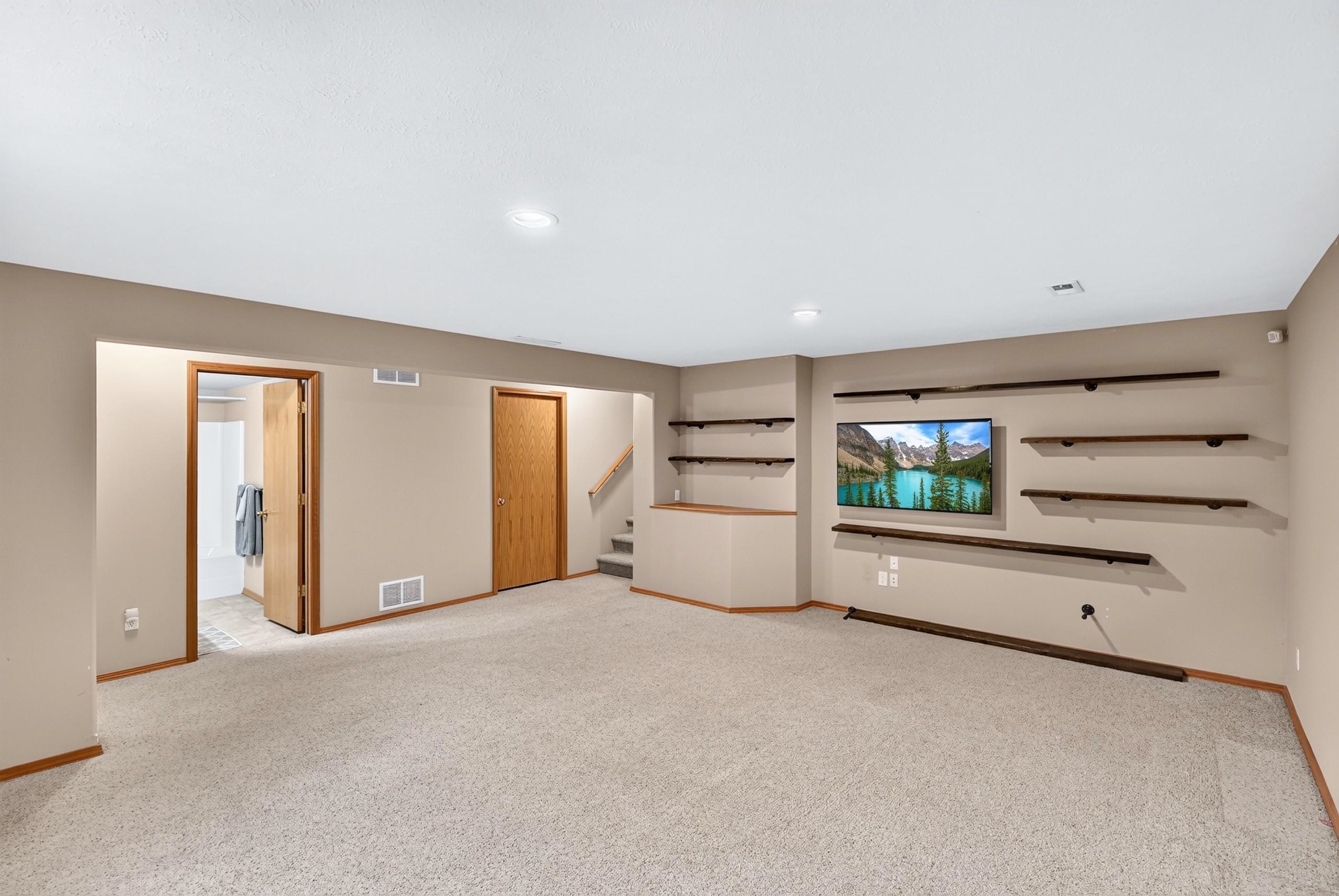 13108 E 36TH Ave - Photo 44