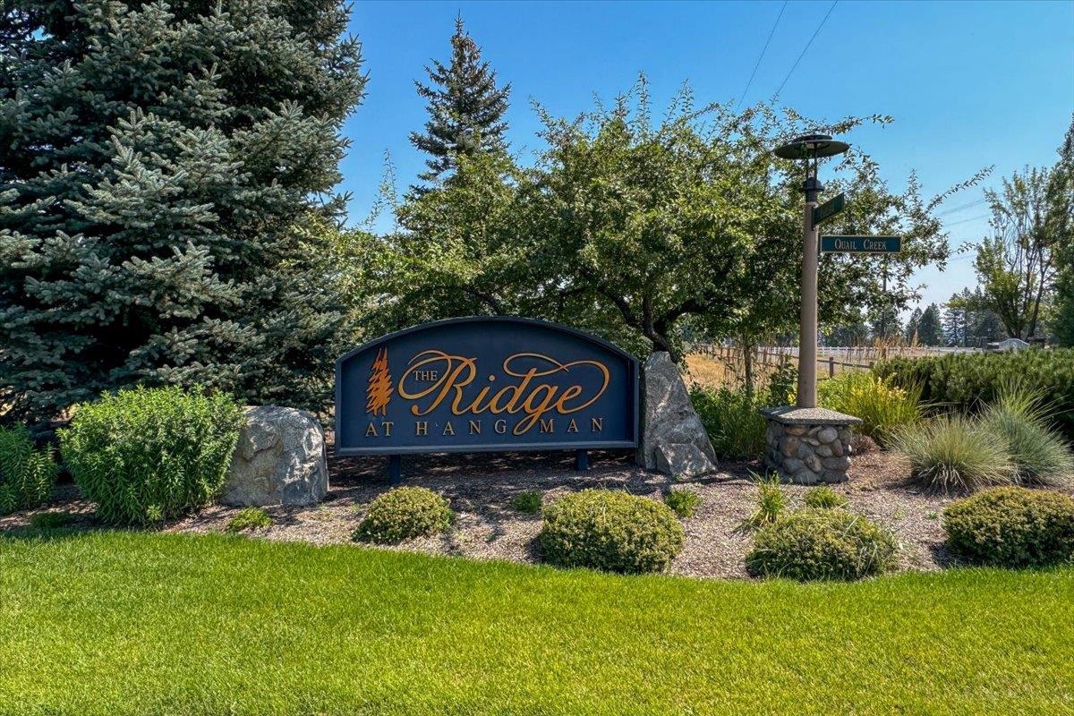 1818 E Sunburst Ln - Photo 1