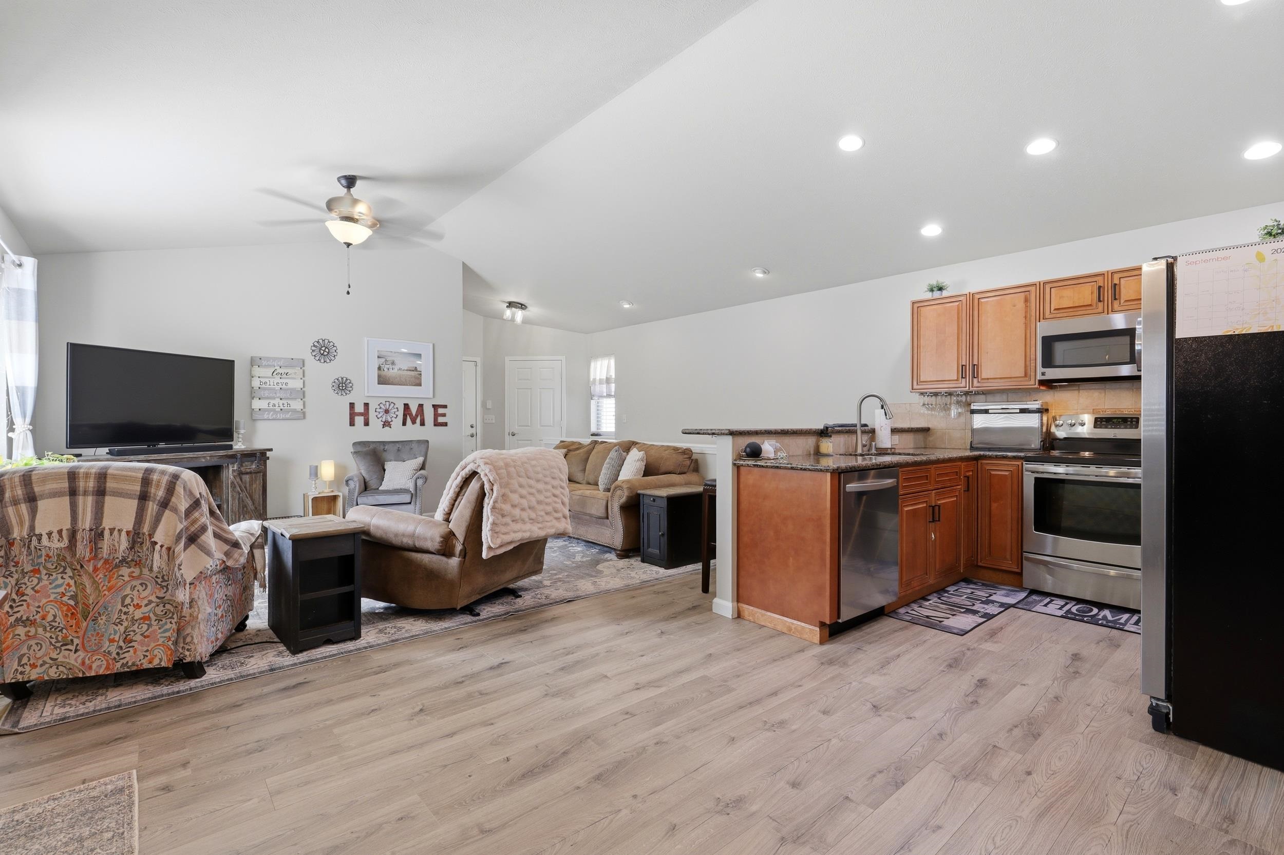 10305 E 5th Ln - Photo 8