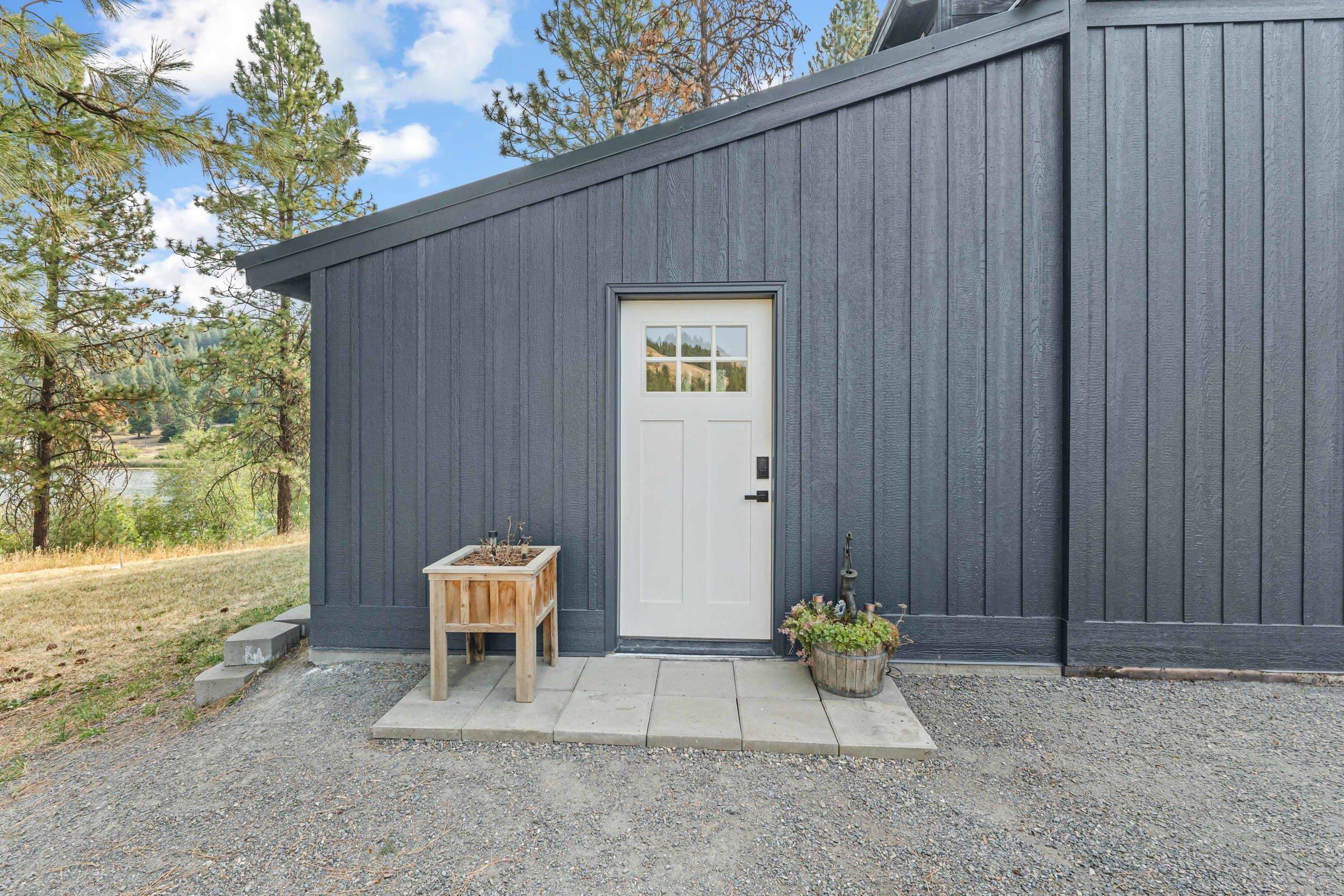 943 Mission Lake Rd - Photo 17