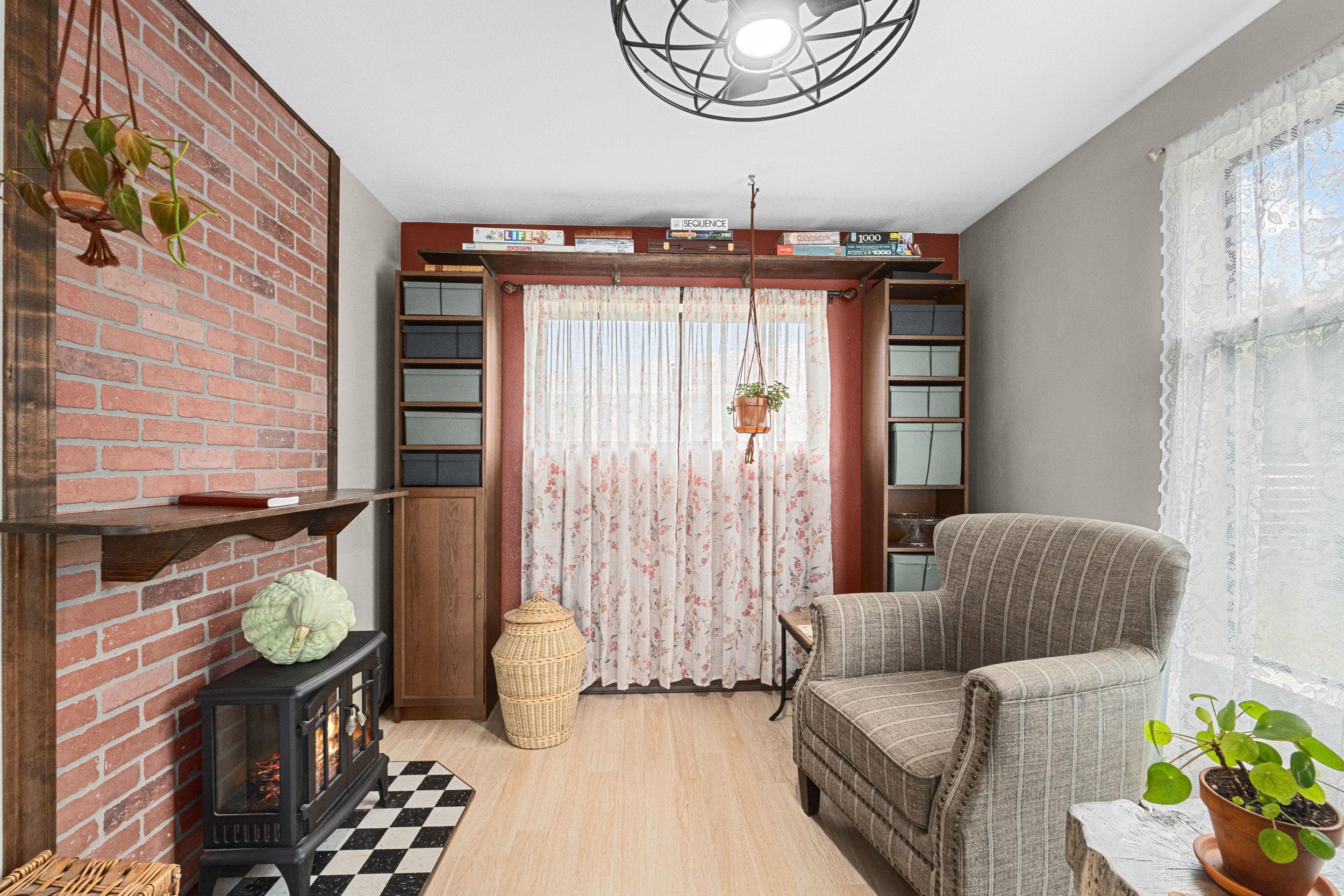 230 S 8th St - Photo 5