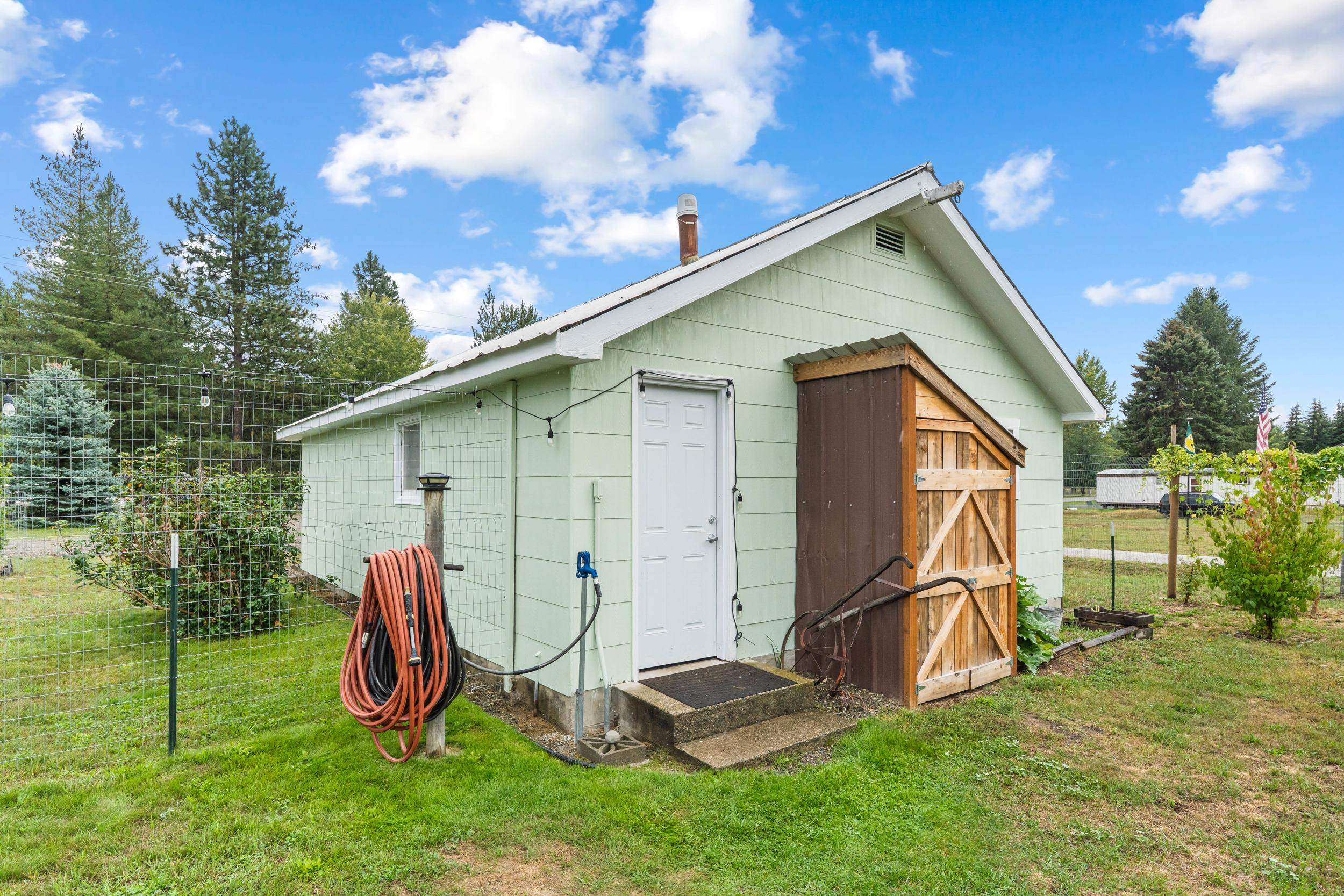 230 S 8th St - Photo 43