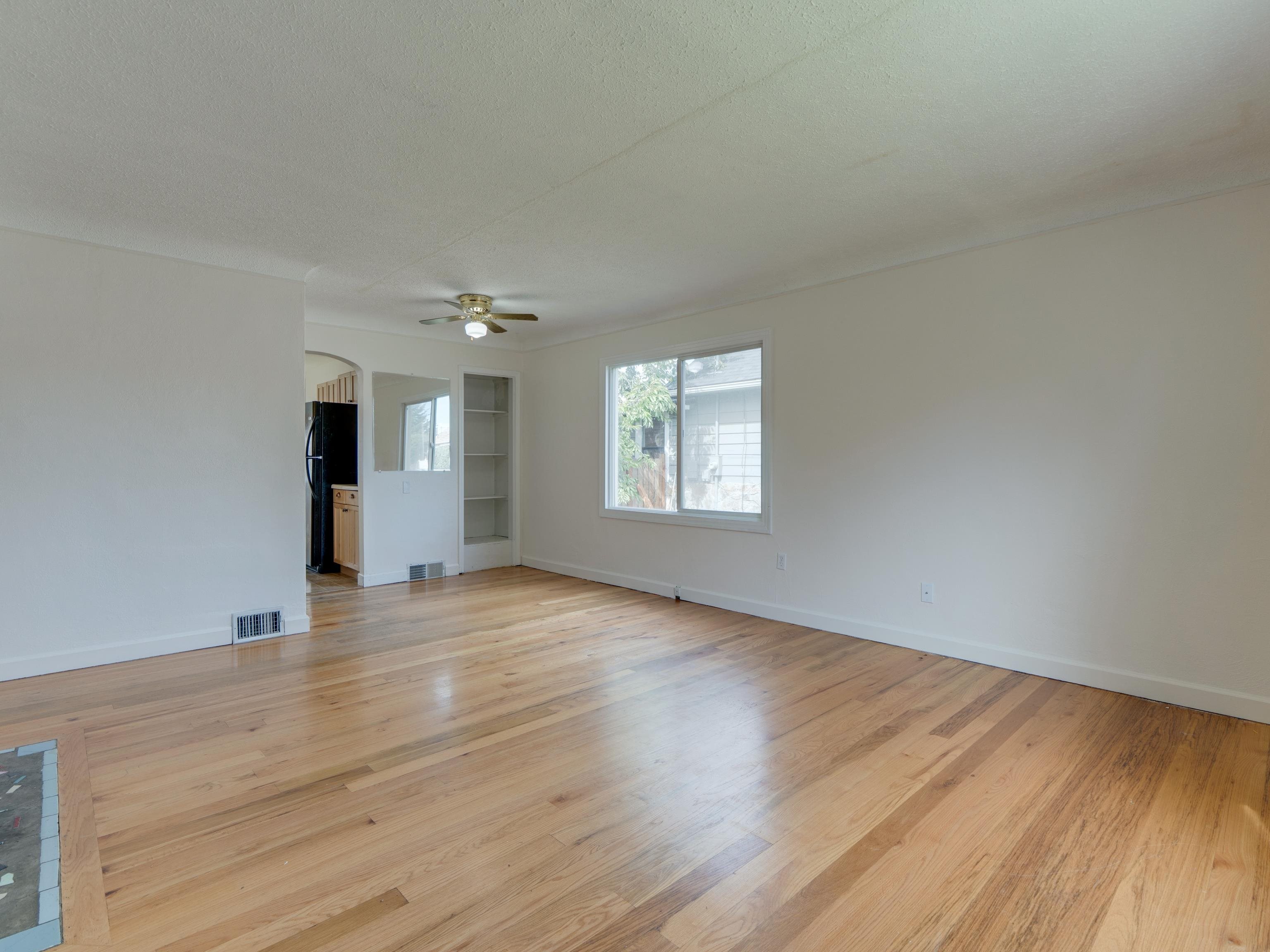 4411 N Howard St - Photo 5