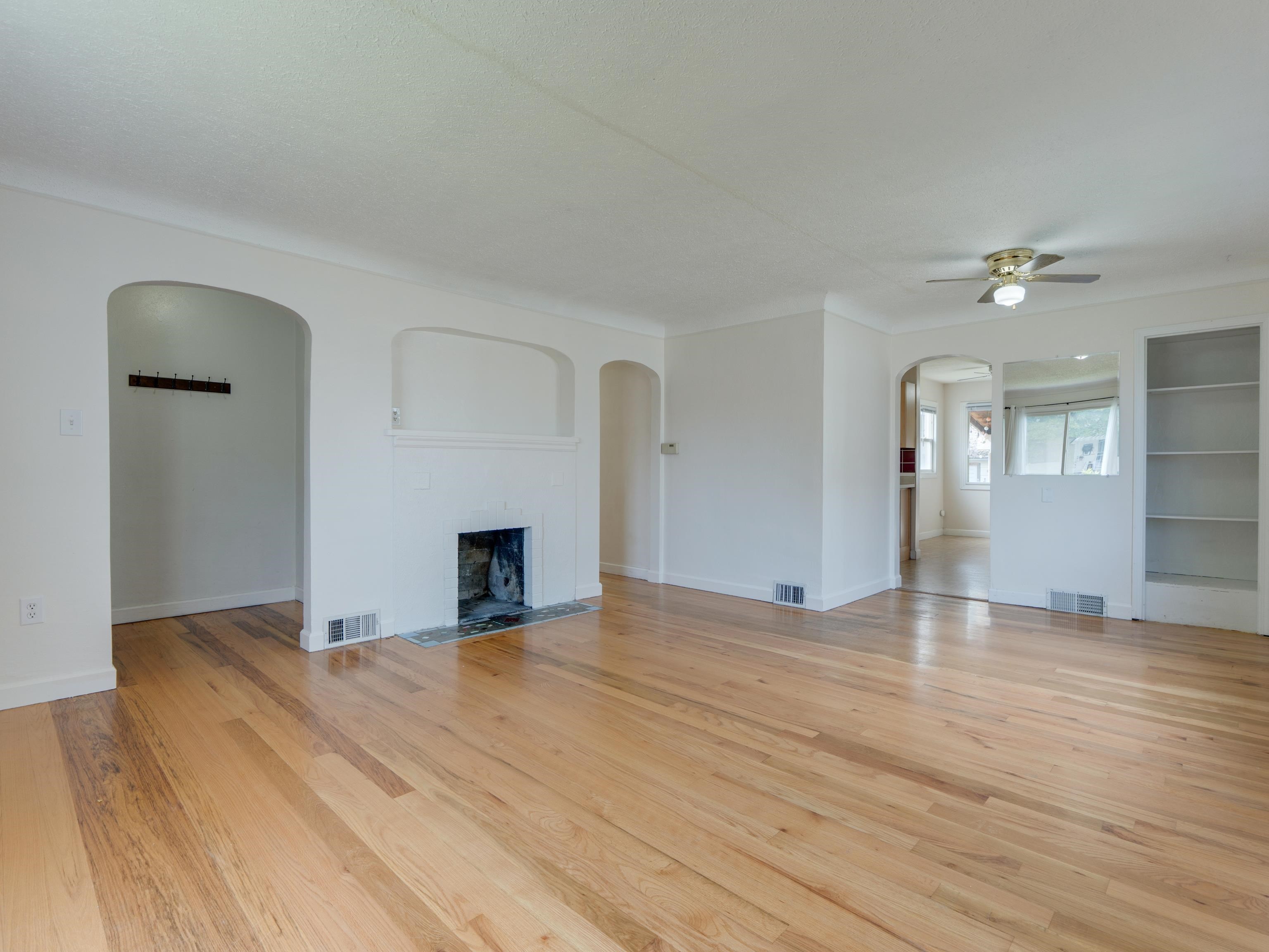 4411 N Howard St - Photo 8