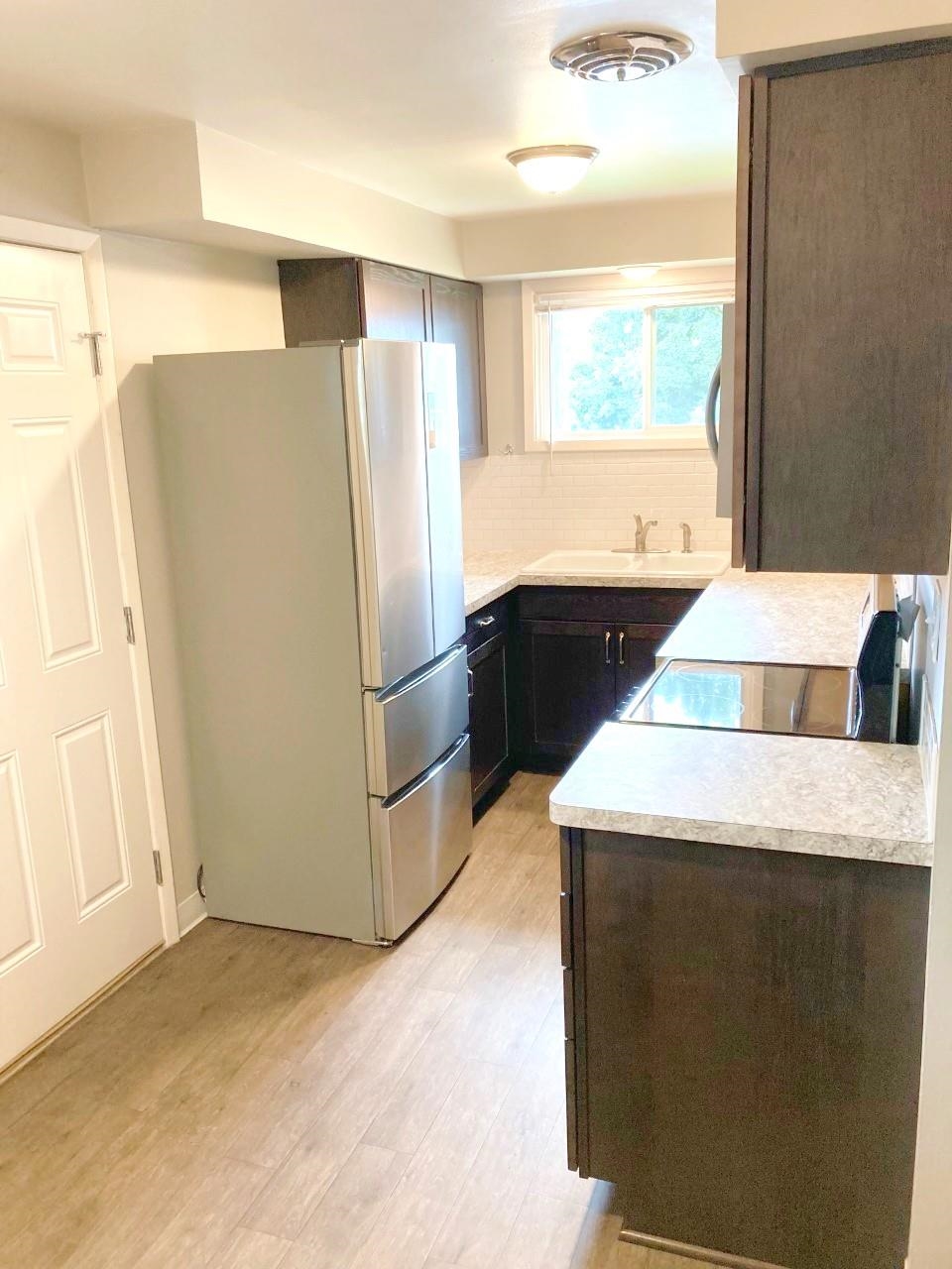 609 E EUCLID Ave - Photo 5