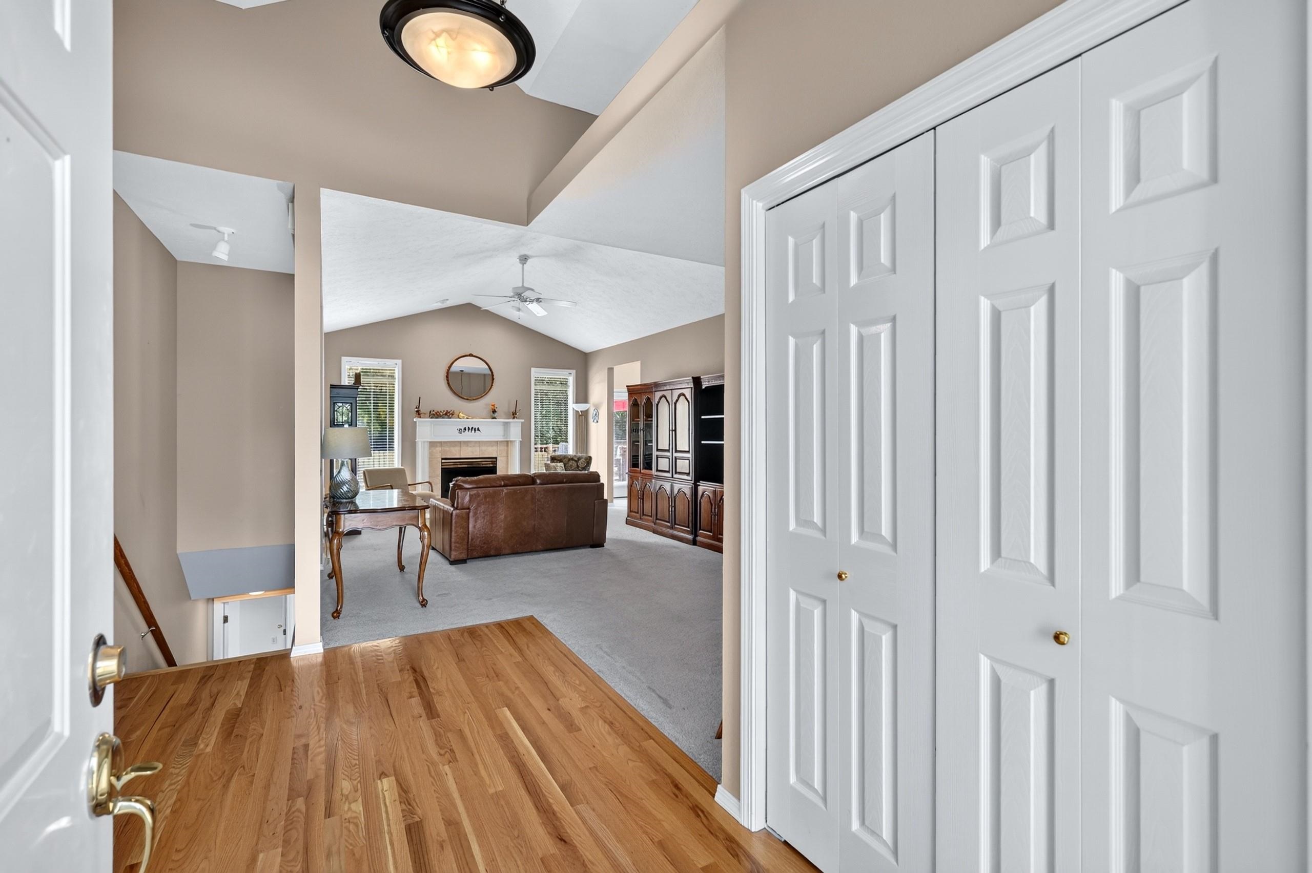 5601 S Helena Ln - Photo 3