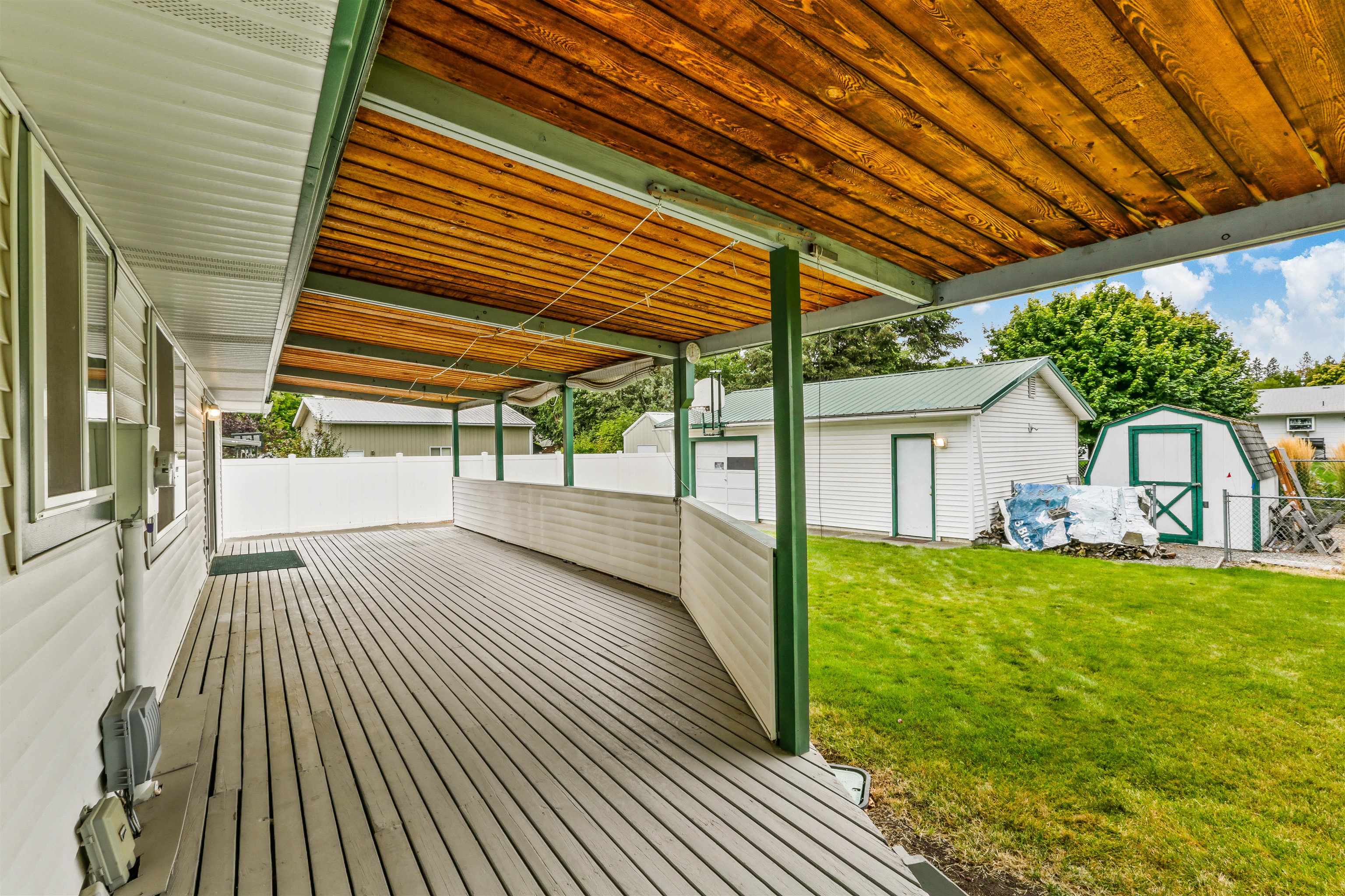 2304 S Bannen Rd - Photo 18