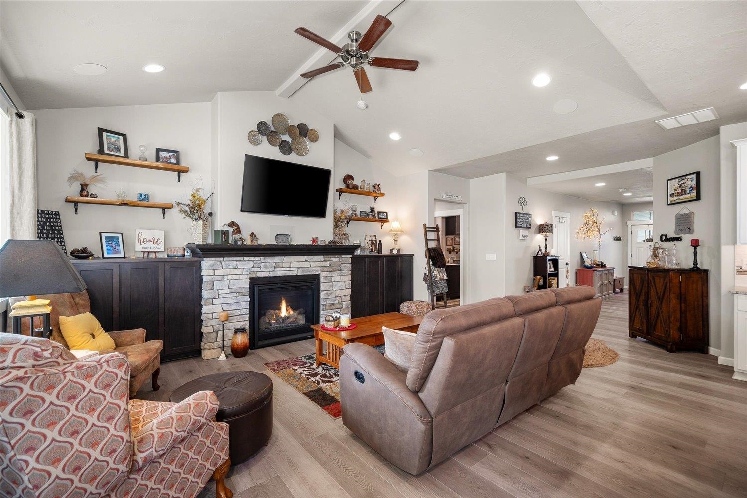 17508 E 15th Ave - Photo 6