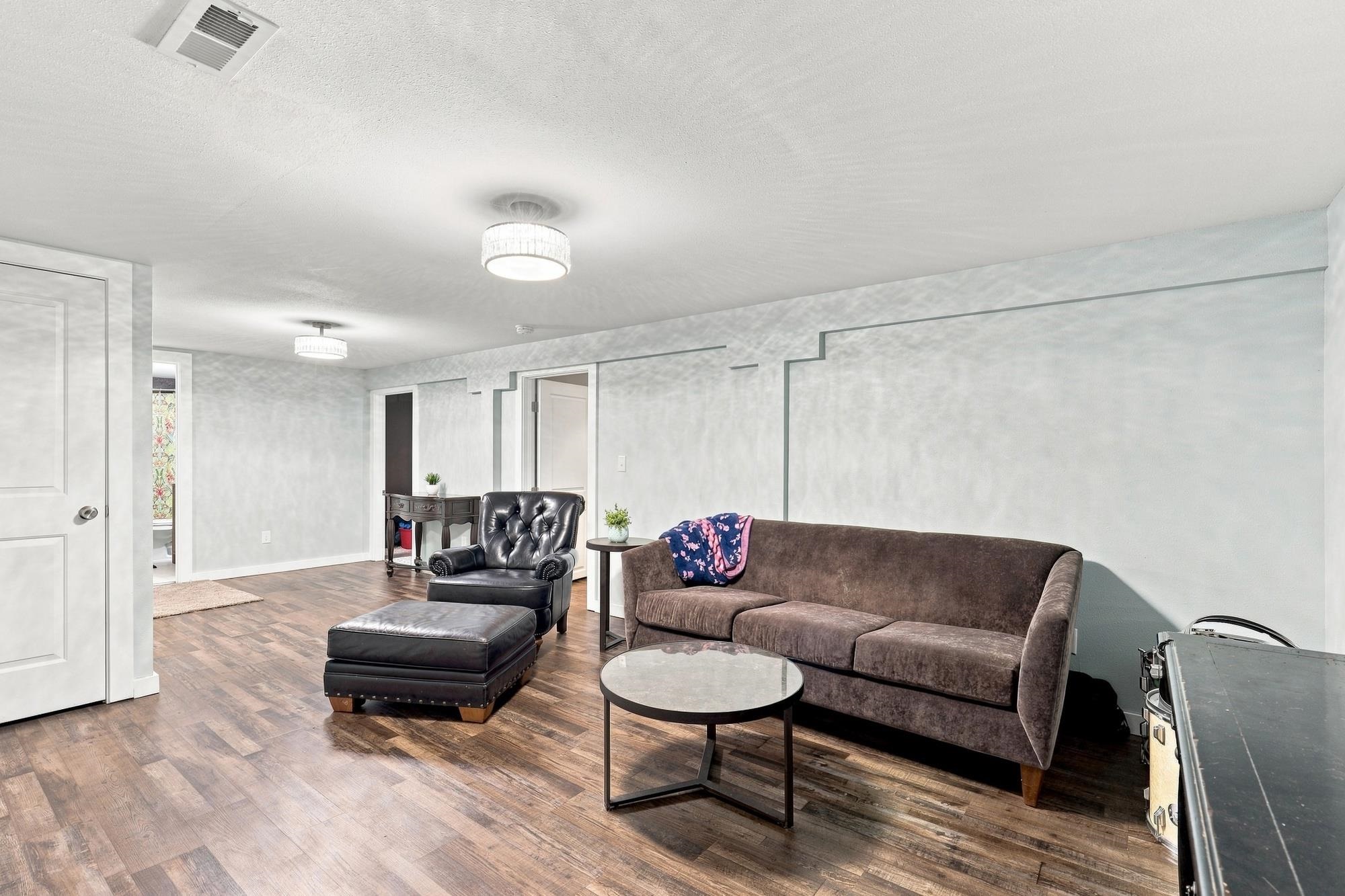 3610 W WELLESLEY Ave - Photo 20