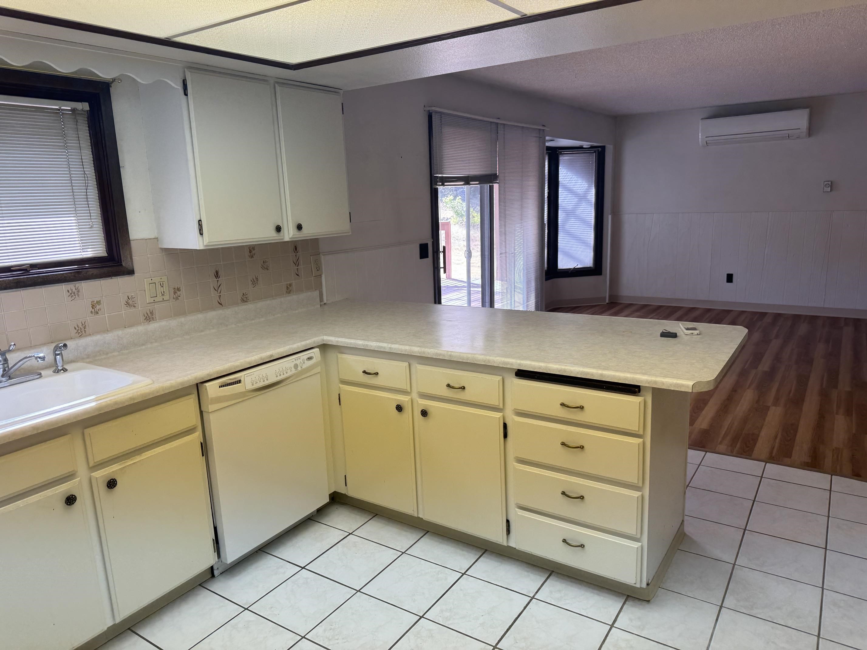 1127 N FLINT Rd - Photo 6