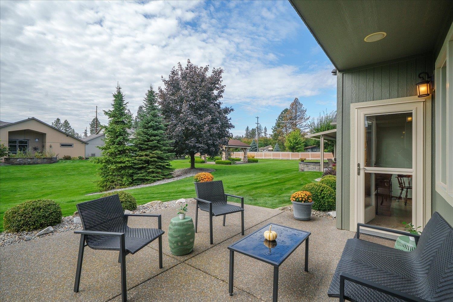 2212 E 51st Ln - Photo 29