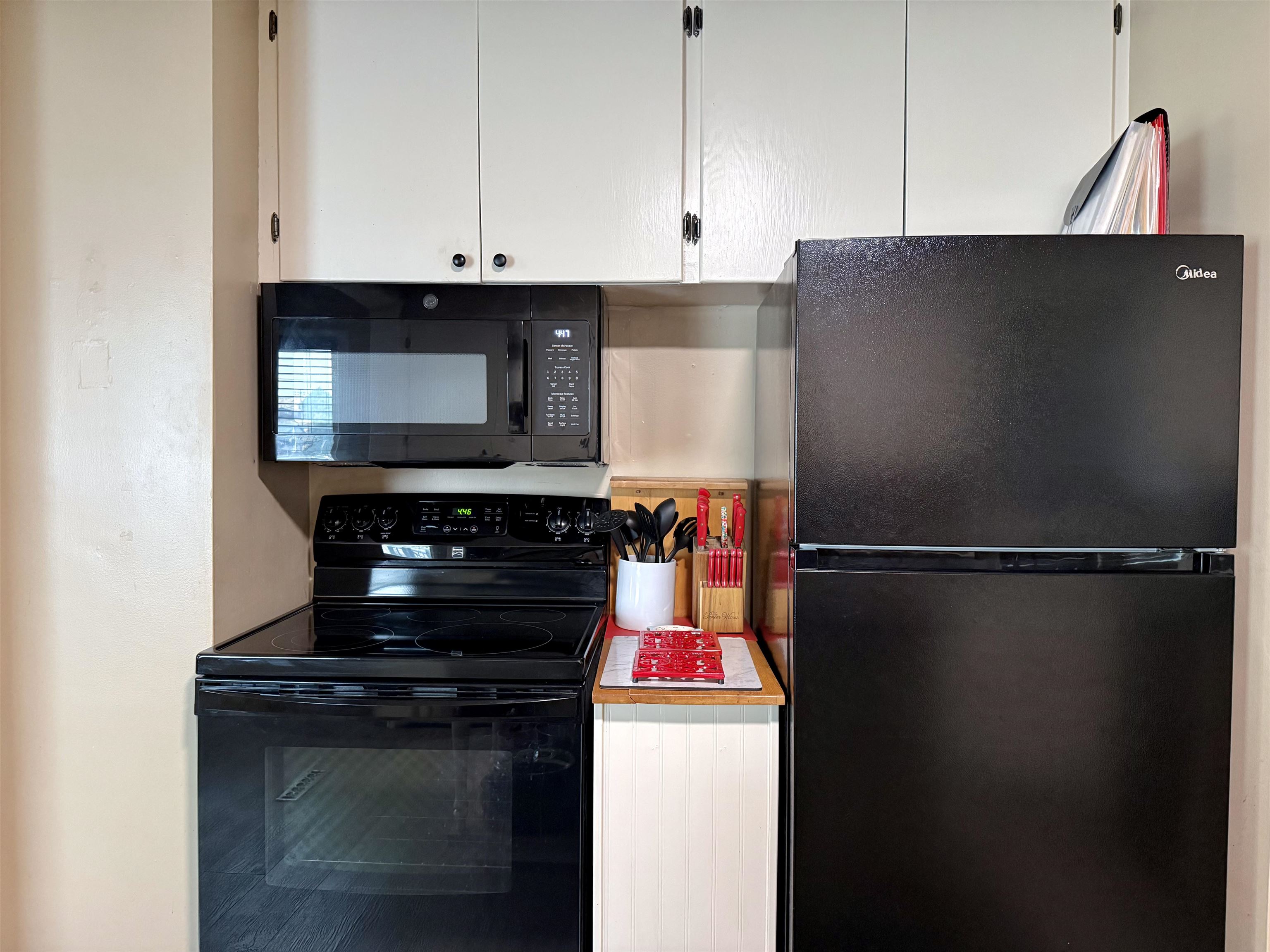 210 W 4th Ave - Photo 7