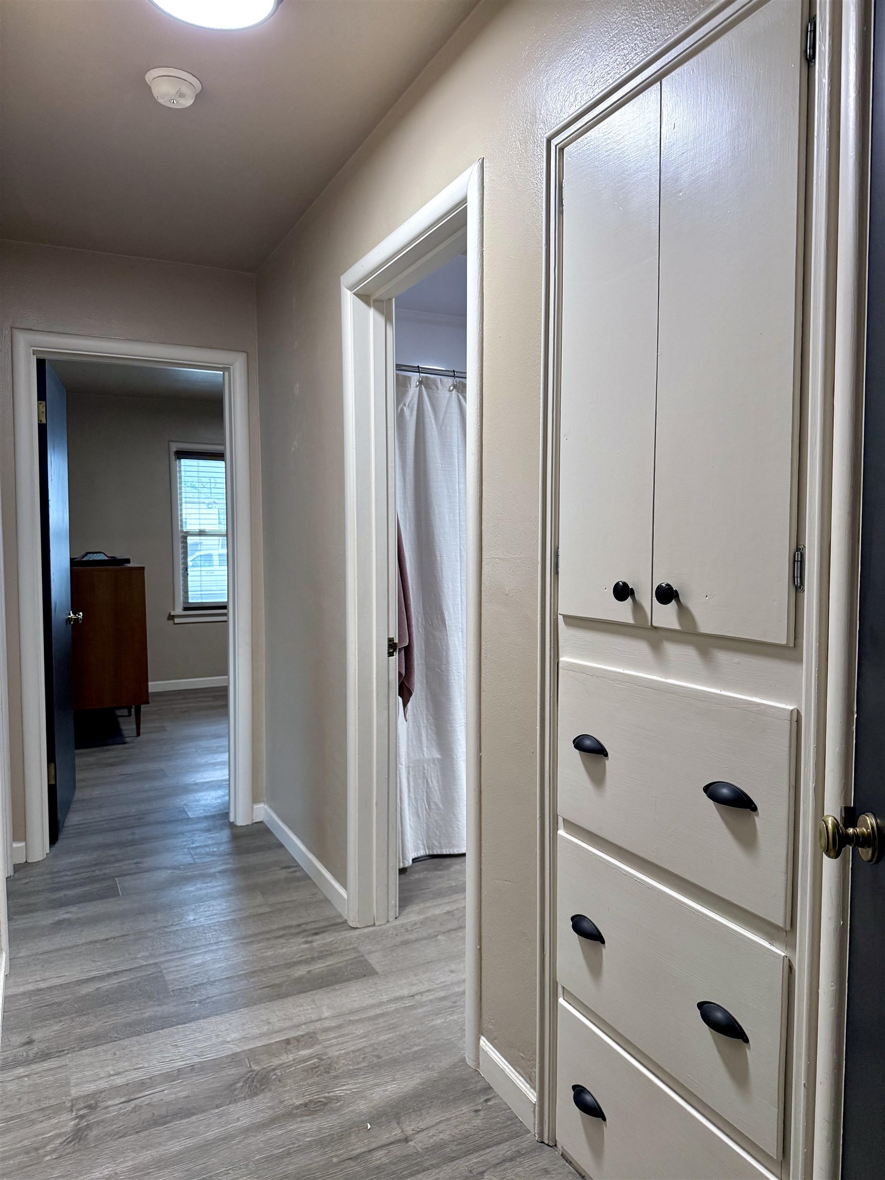 210 W 4th Ave - Photo 15
