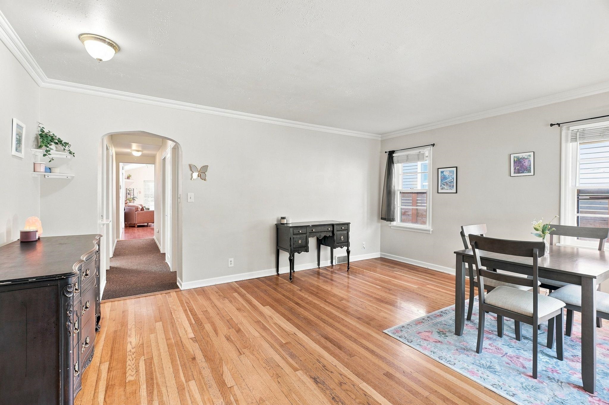 616 E 33rd Ave - Photo 5