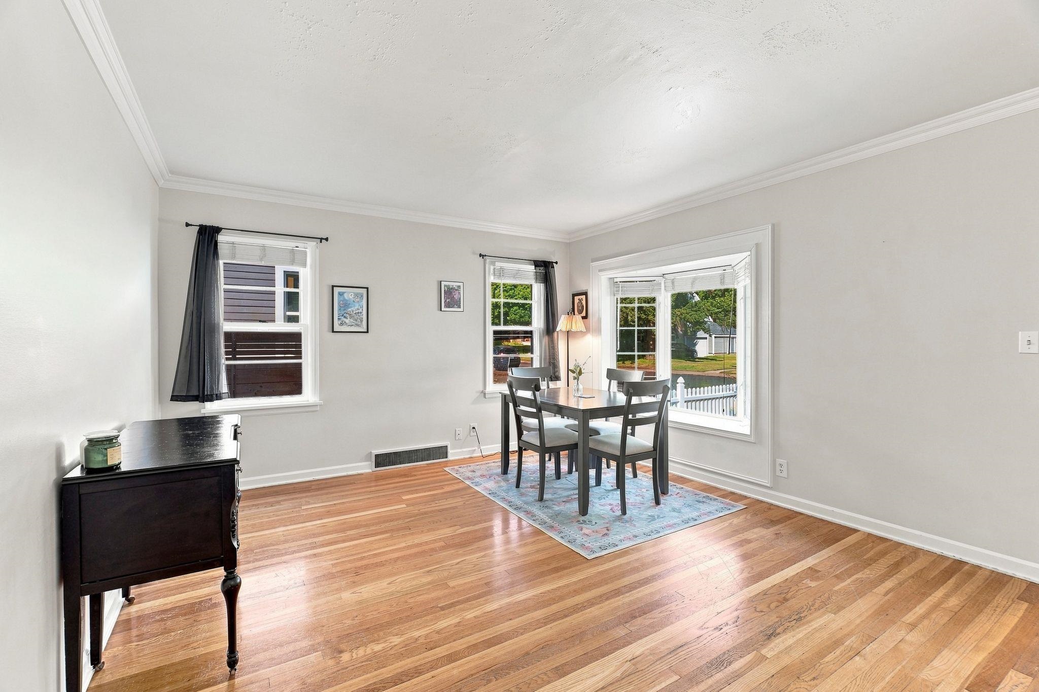 616 E 33rd Ave - Photo 6