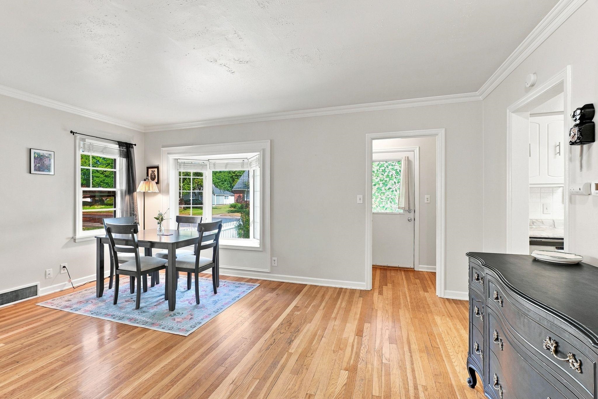 616 E 33rd Ave - Photo 7