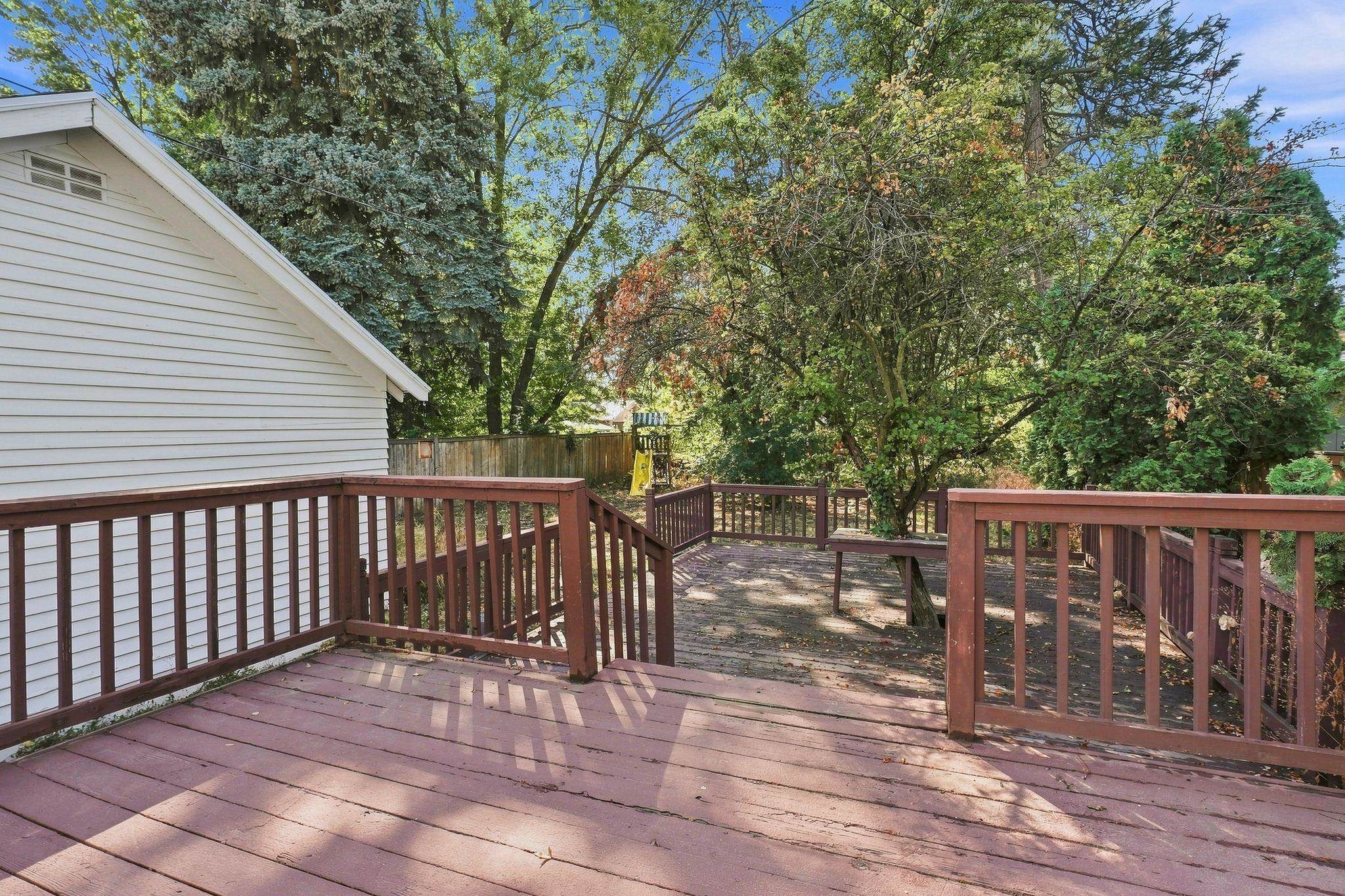 616 E 33rd Ave - Photo 11