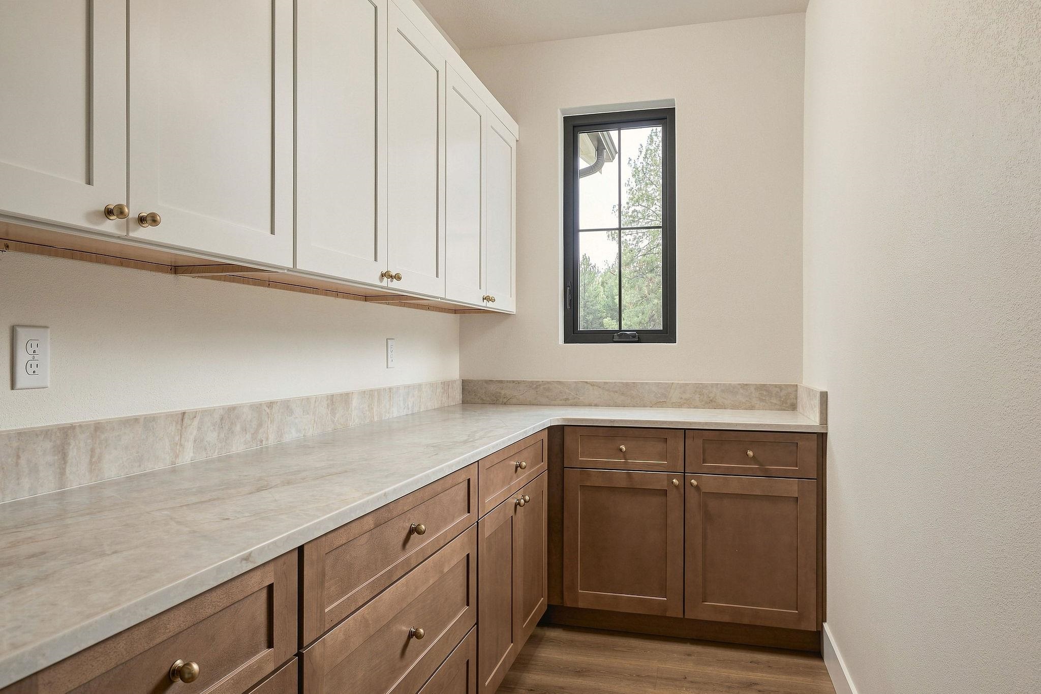10809 E 36th Dr - Photo 17