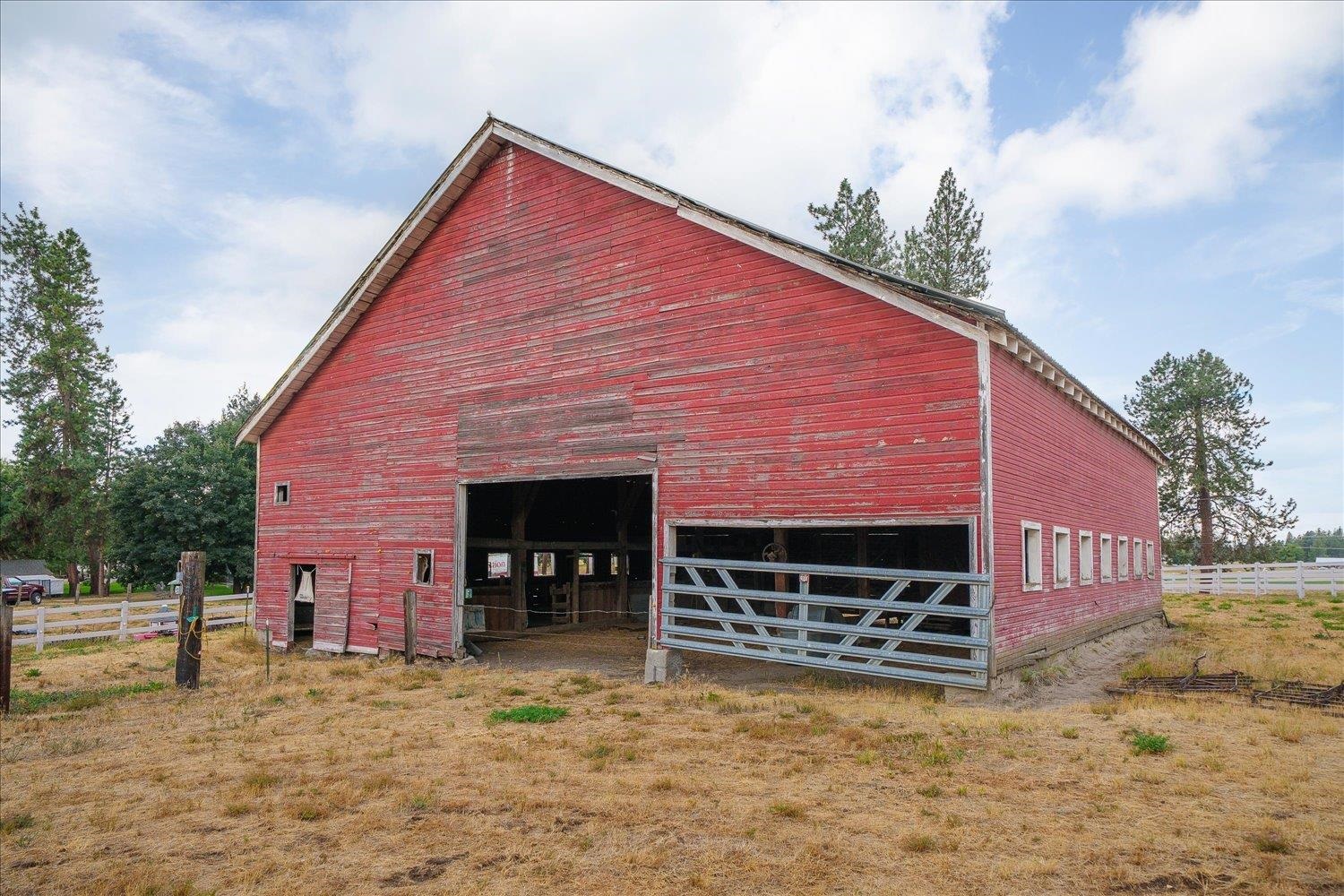 12504 N Fairview Rd - Photo 37
