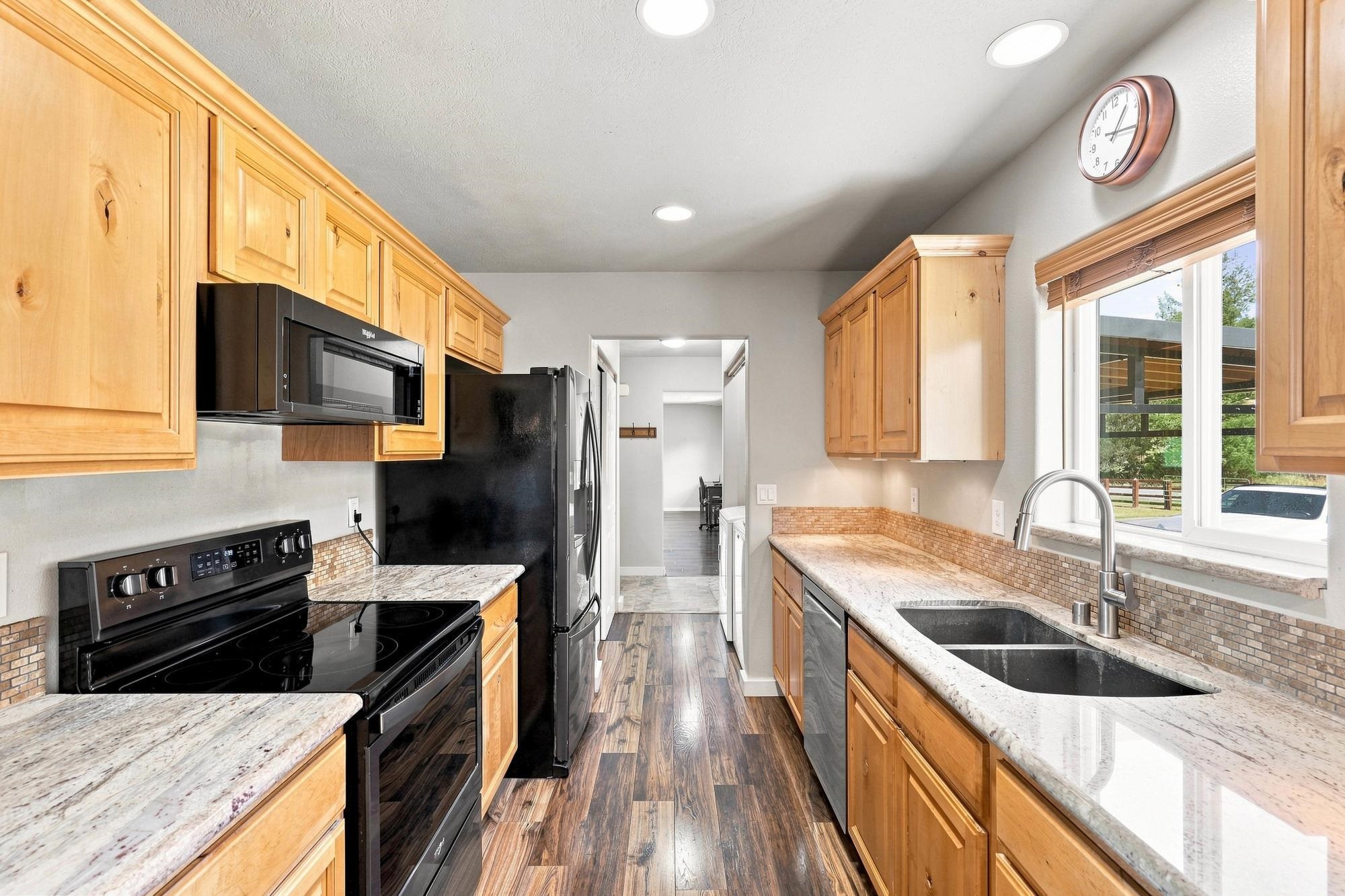 5284 S Wallbridge Rd - Photo 12
