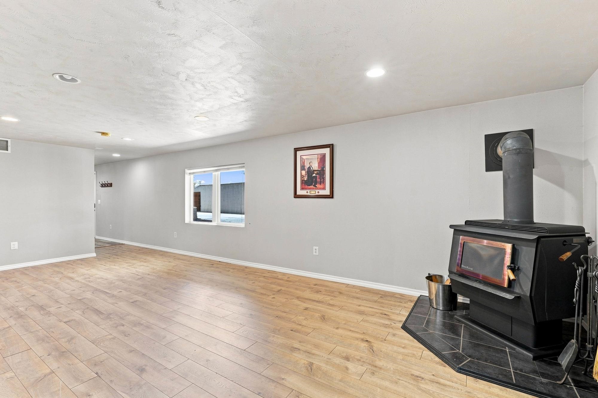 5284 S Wallbridge Rd - Photo 28