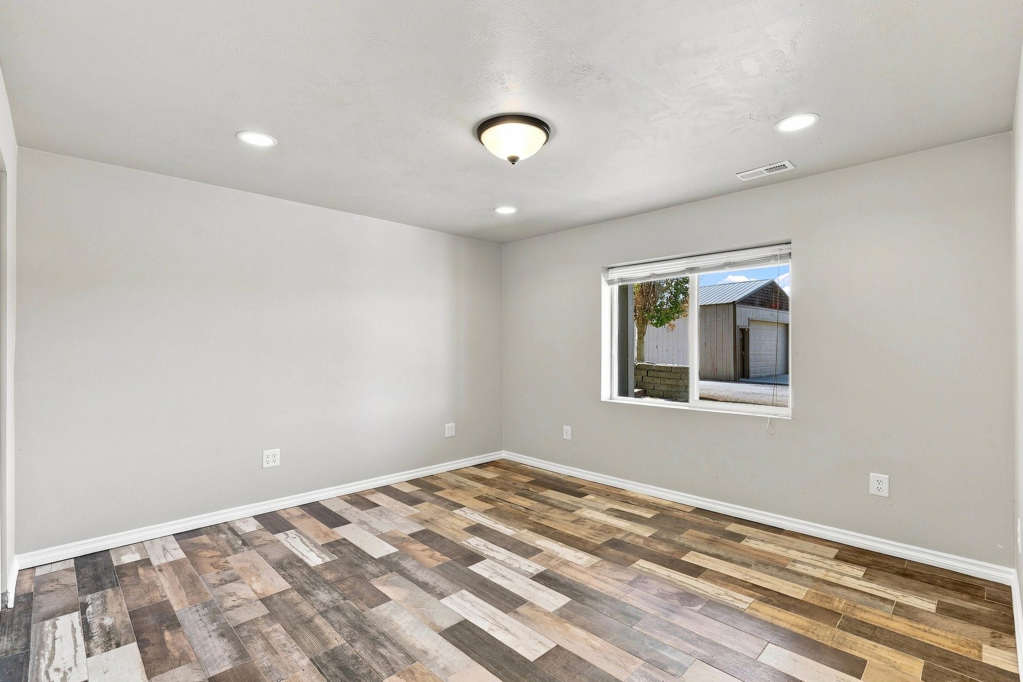 5284 S Wallbridge Rd - Photo 32