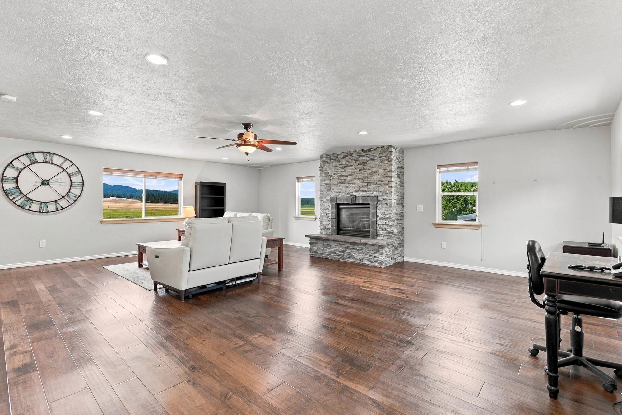 5284 S Wallbridge Rd - Photo 4