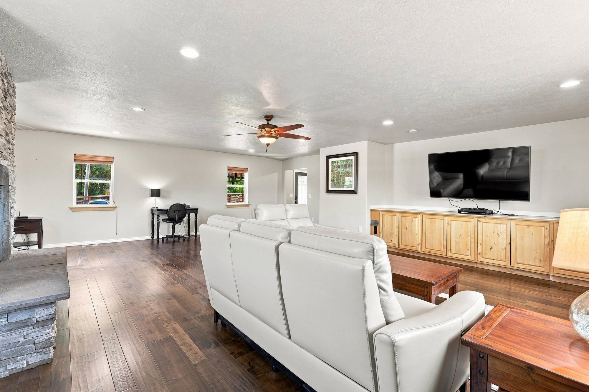 5284 S Wallbridge Rd - Photo 6