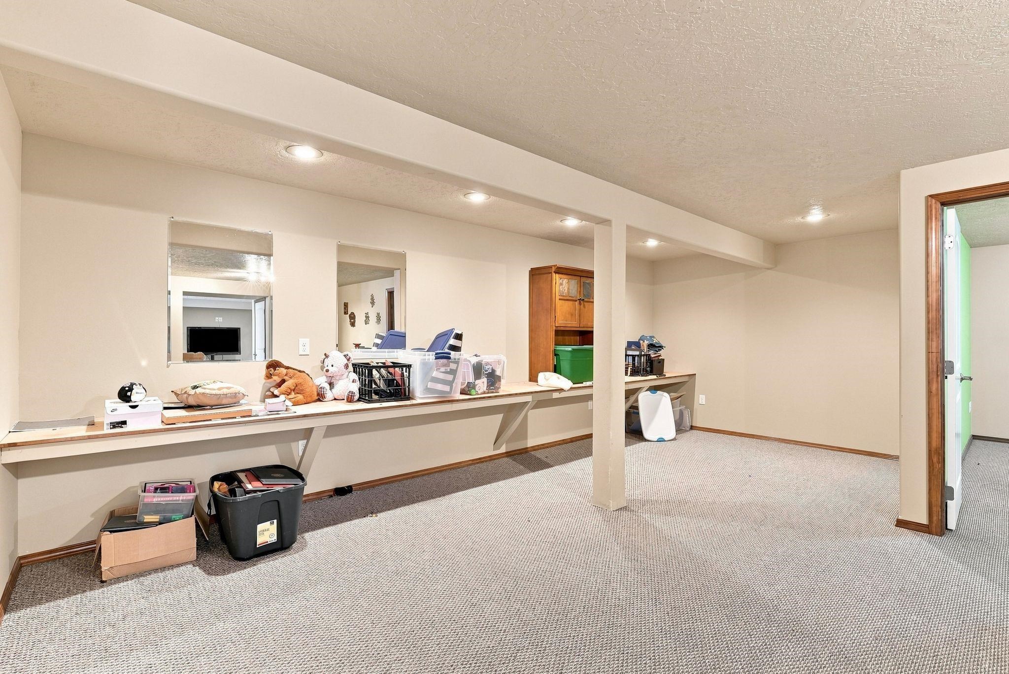 204 N Helstrom St - Photo 19