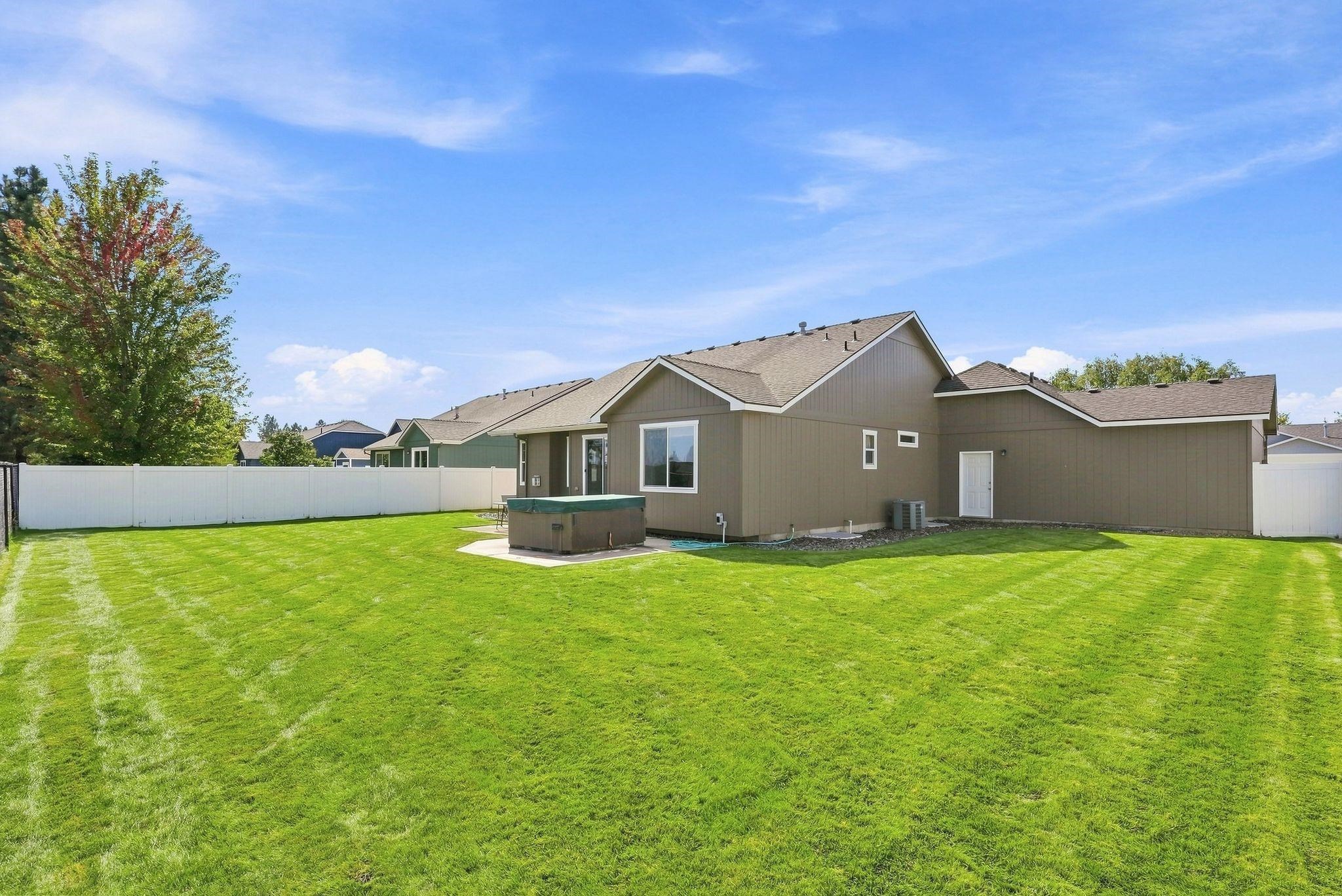 204 N Helstrom St - Photo 28