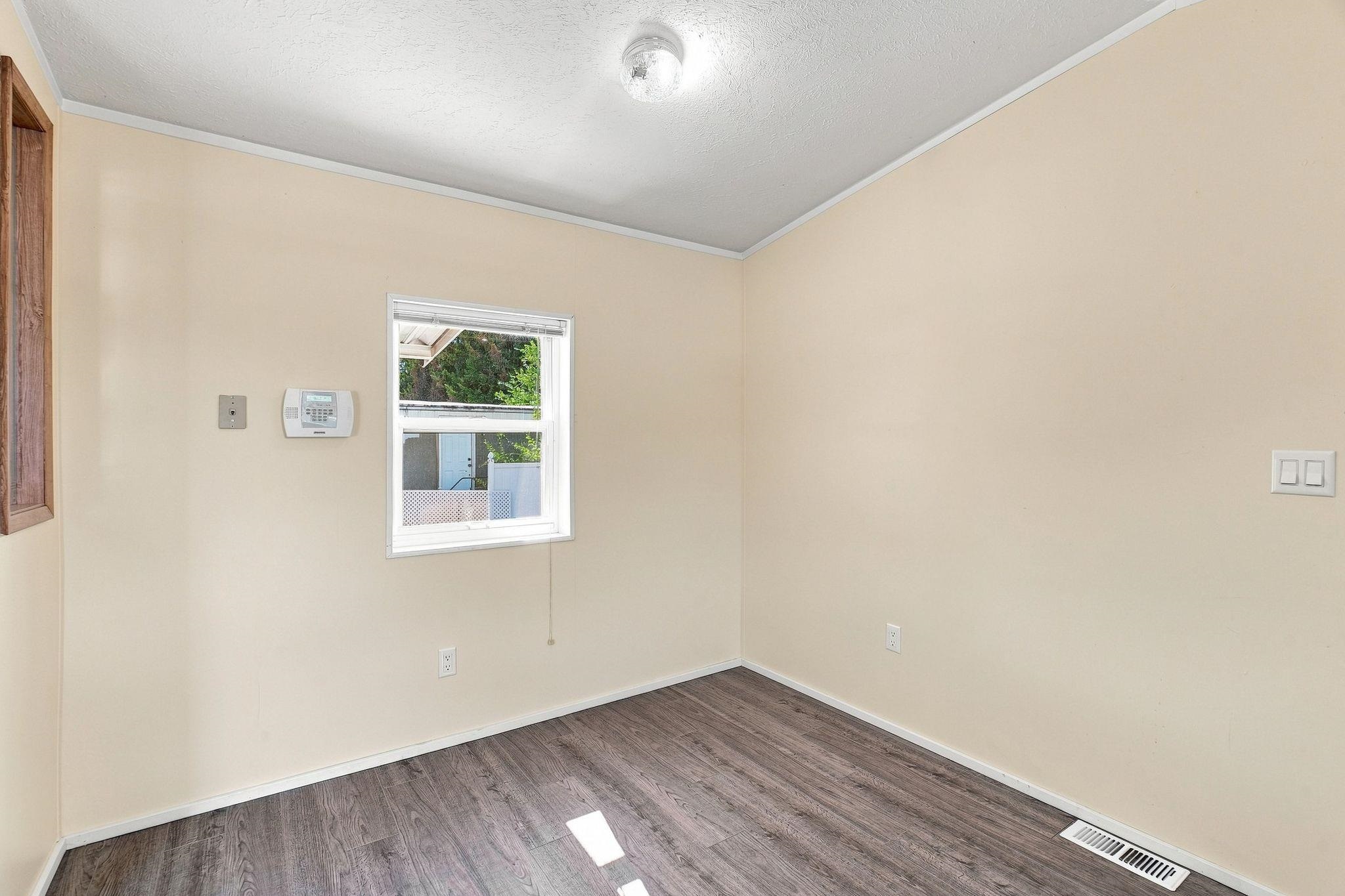 3925 E FARWELL Rd - Photo 10