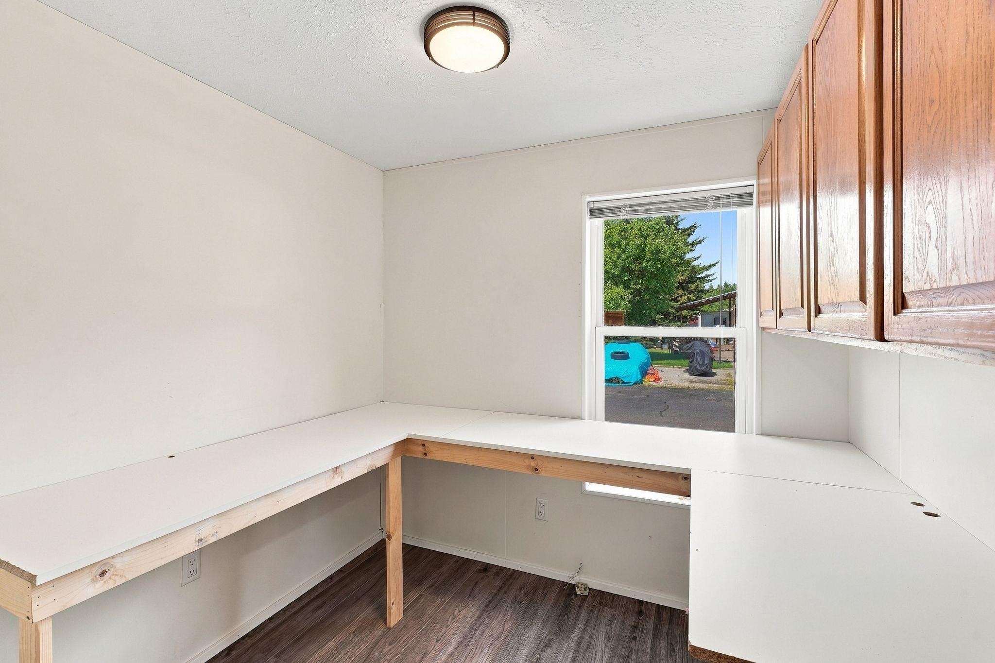 3925 E FARWELL Rd - Photo 19