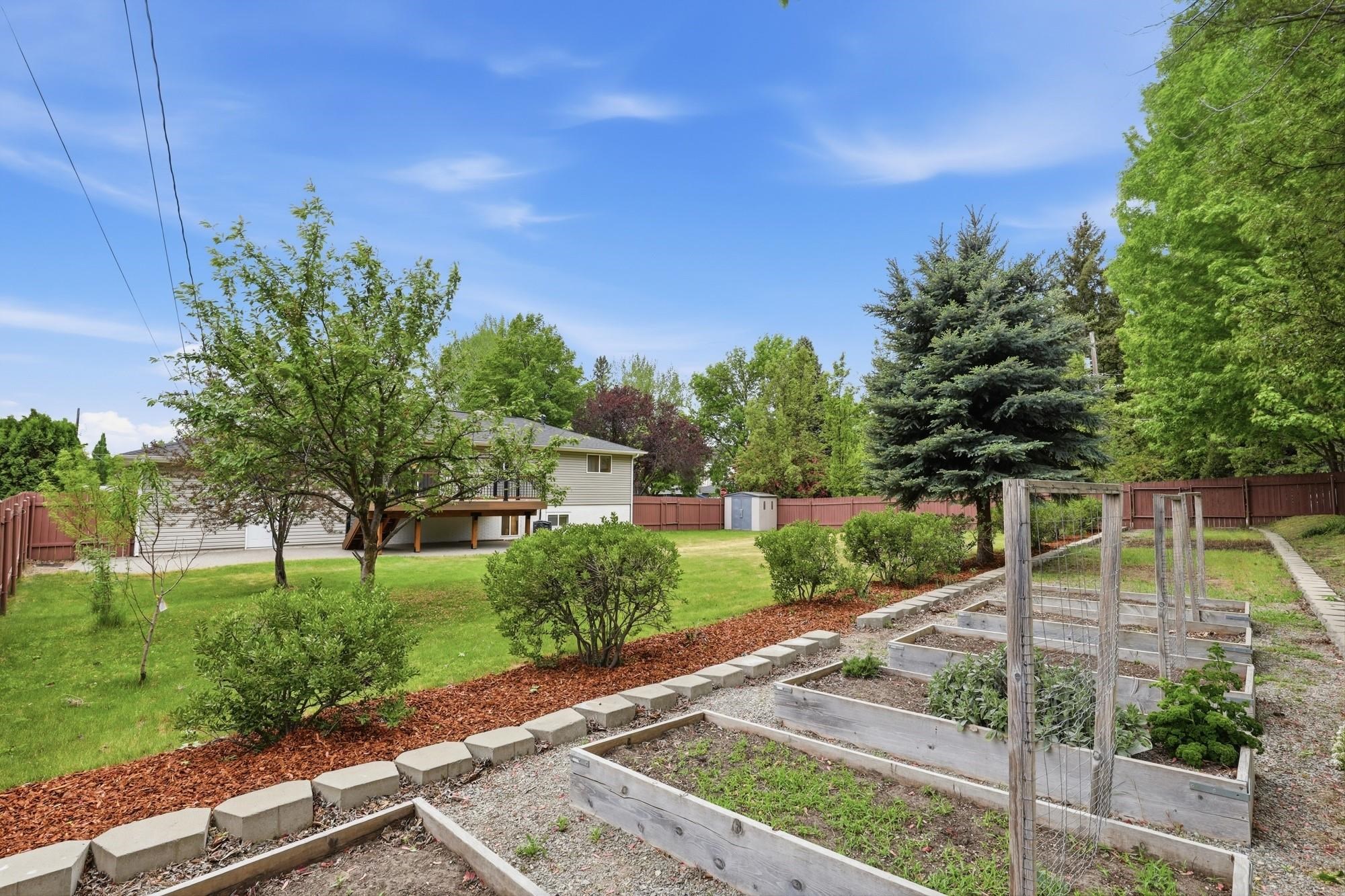 11905 E 22nd Ave - Photo 28
